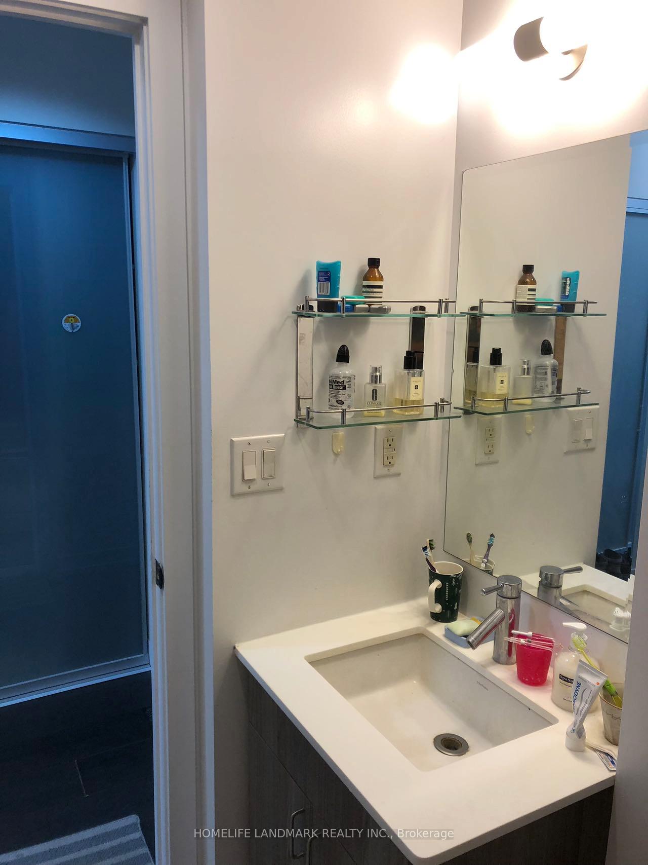 Photo 14 of Unit 1602, 426 University Avenue, Toronto, Kensington-Chinatown — HOMEH