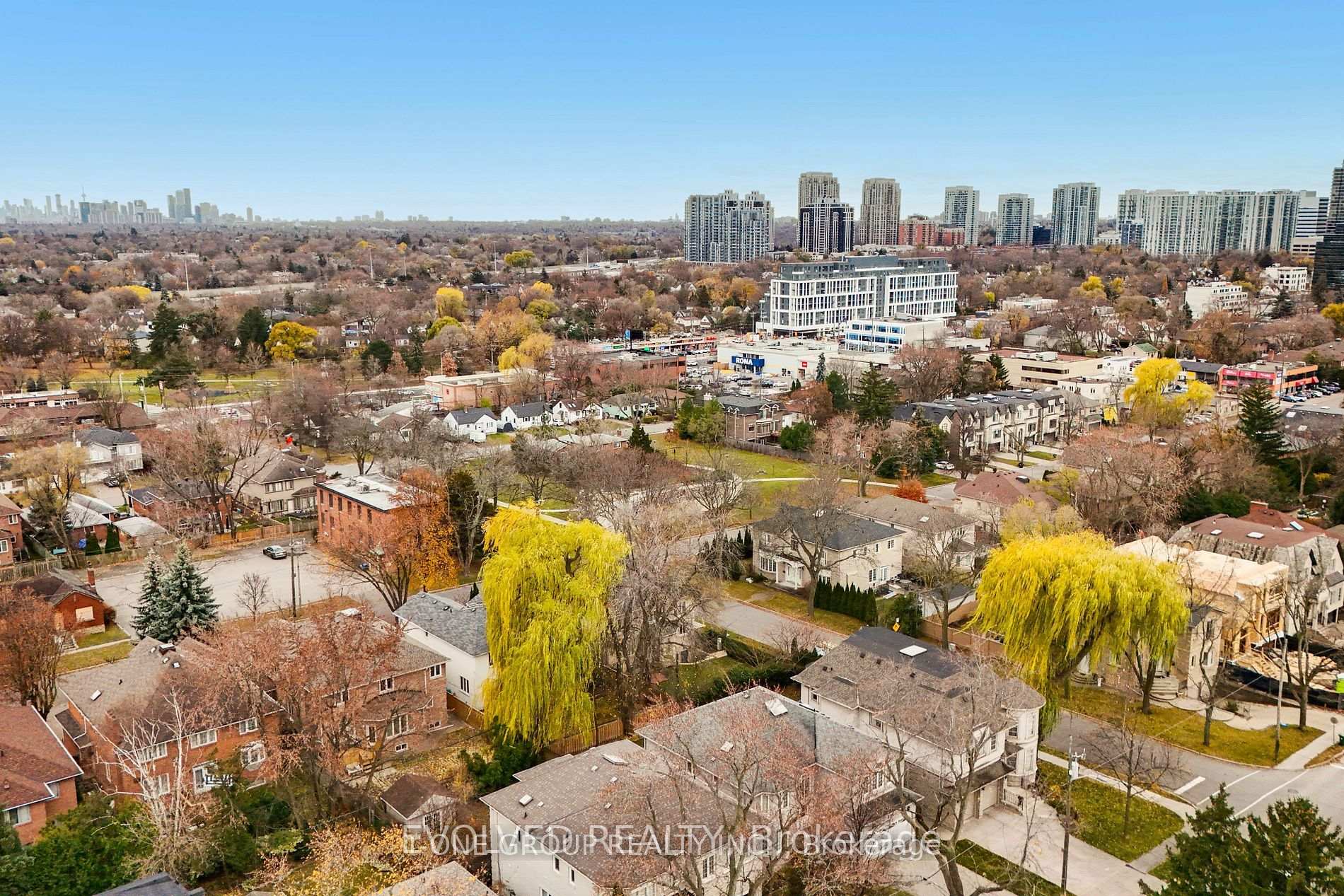 Photo 25 of 302 Spring Garden Avenue, North York, Willowdale East — HOMEH