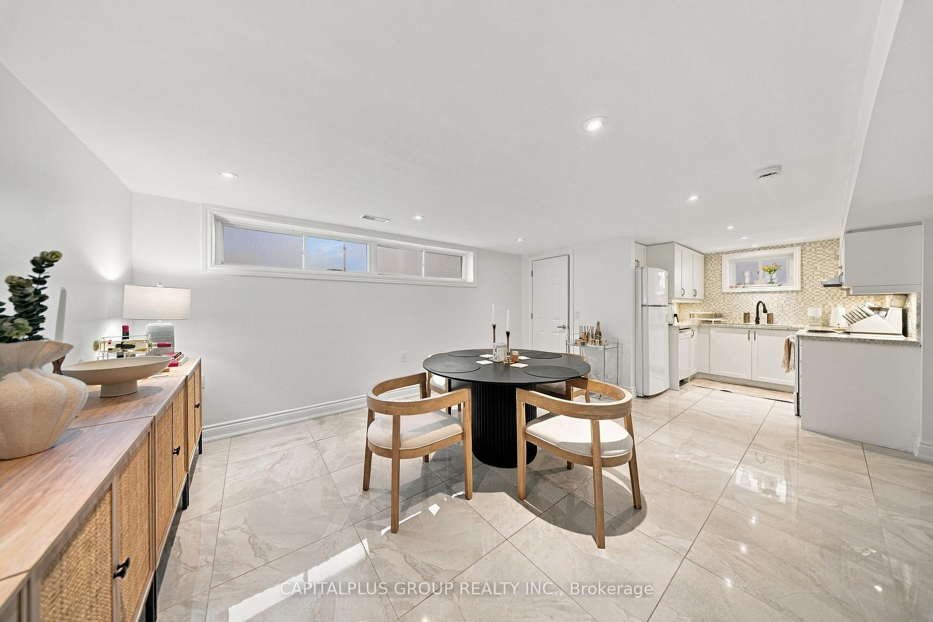 Photo 27 of 23 Gentian Drive, Etobicoke, Eringate-Centennial-West Deane — HOMEH