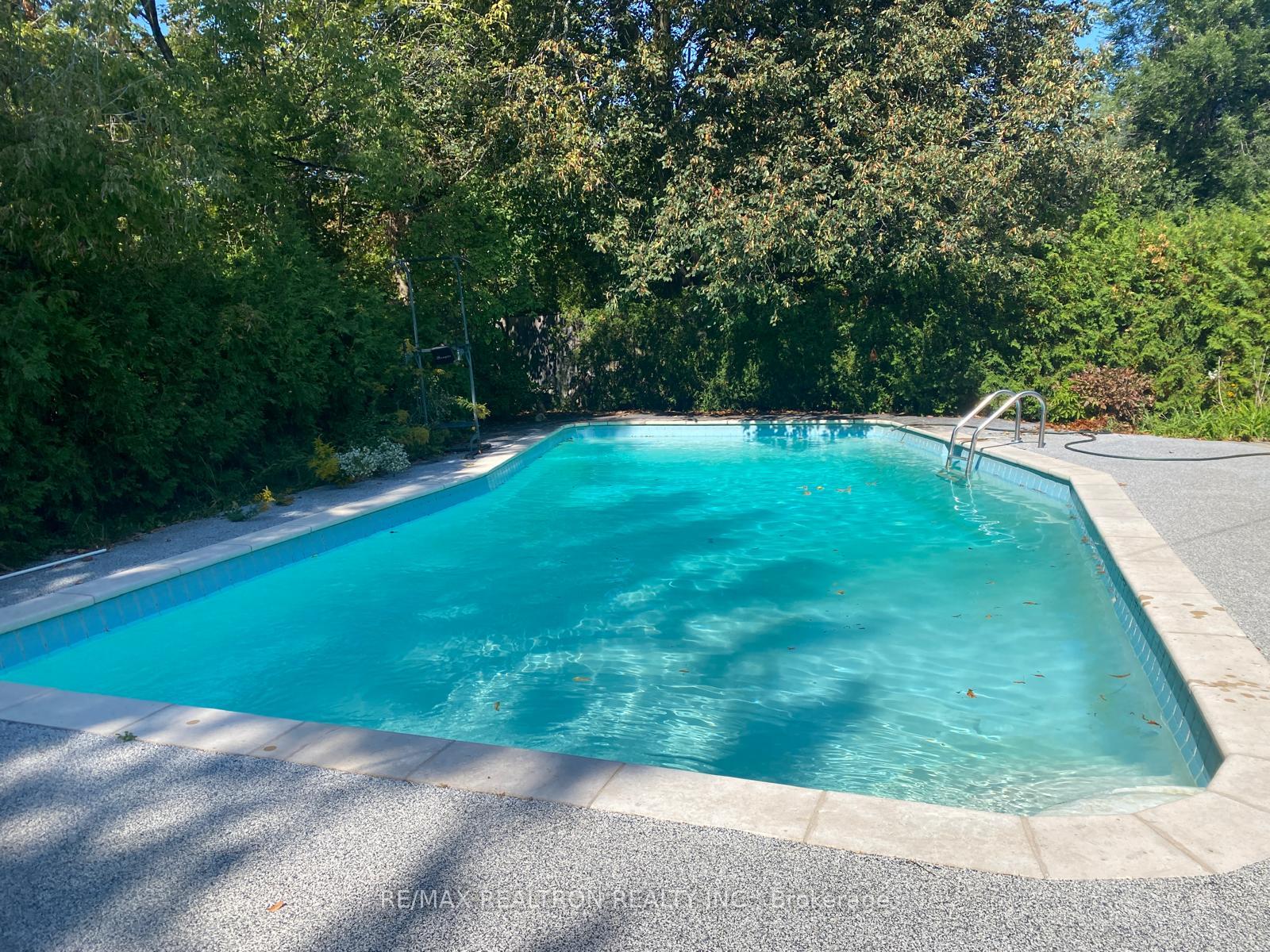 Photo 12 of 46 Palomino Crescent, North York, Bayview Village — HOMEH