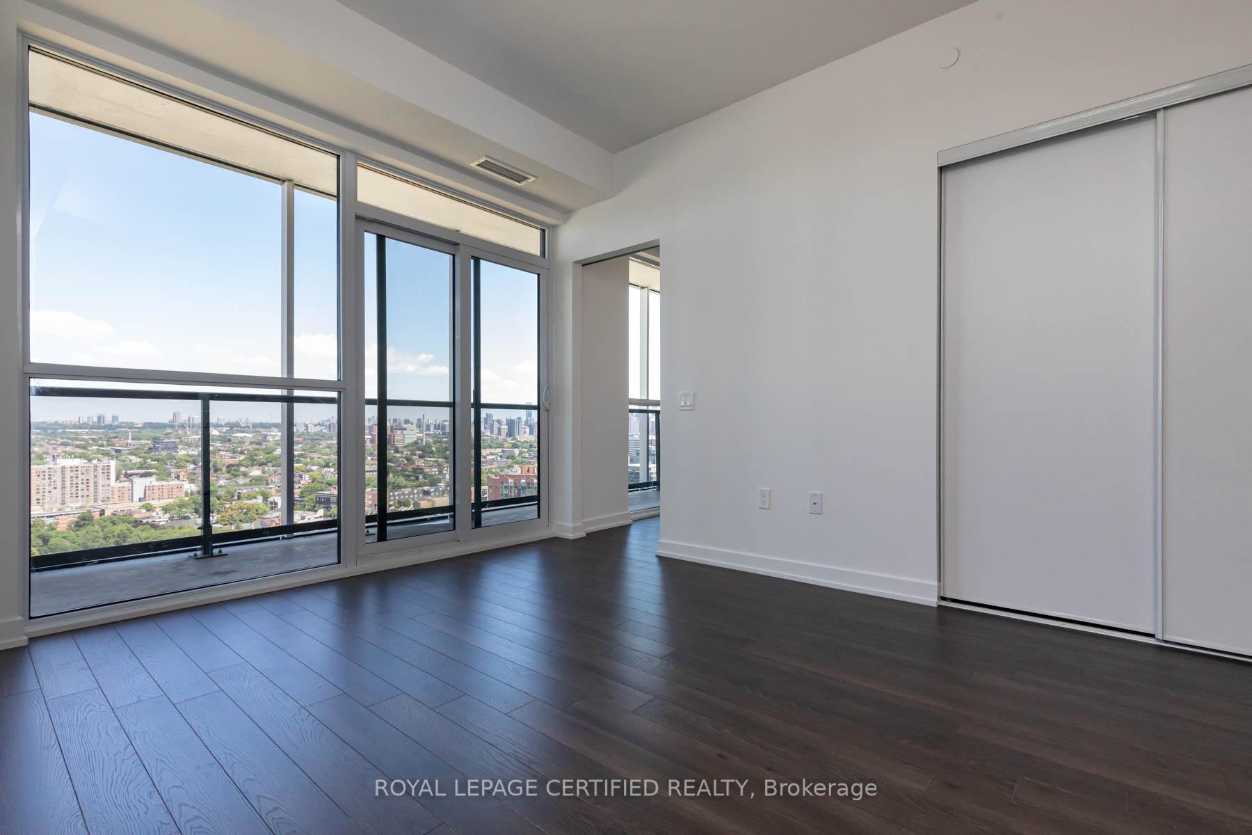 Photo 6 of Unit 2307, 30 Ordnance Street, Toronto, Niagara — HOMEH