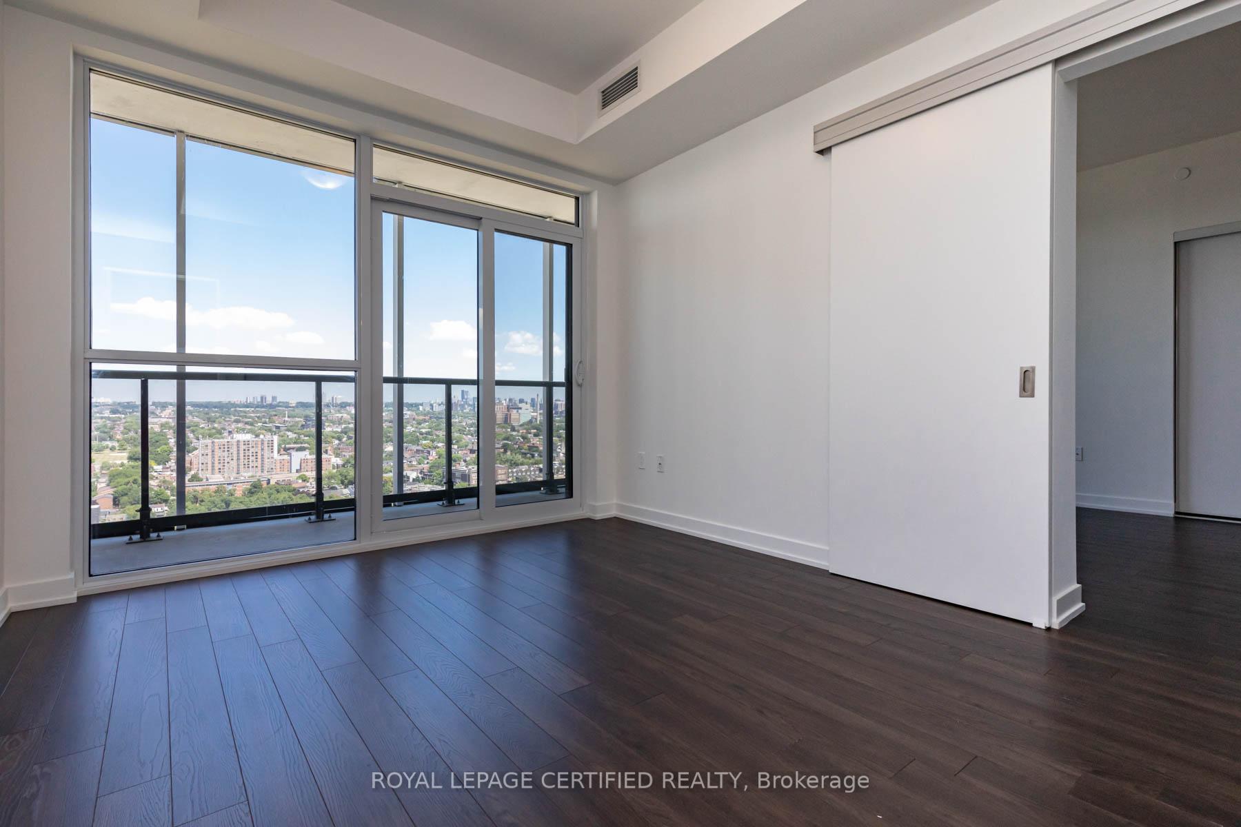 Photo 11 of Unit 2307, 30 Ordnance Street, Toronto, Niagara — HOMEH