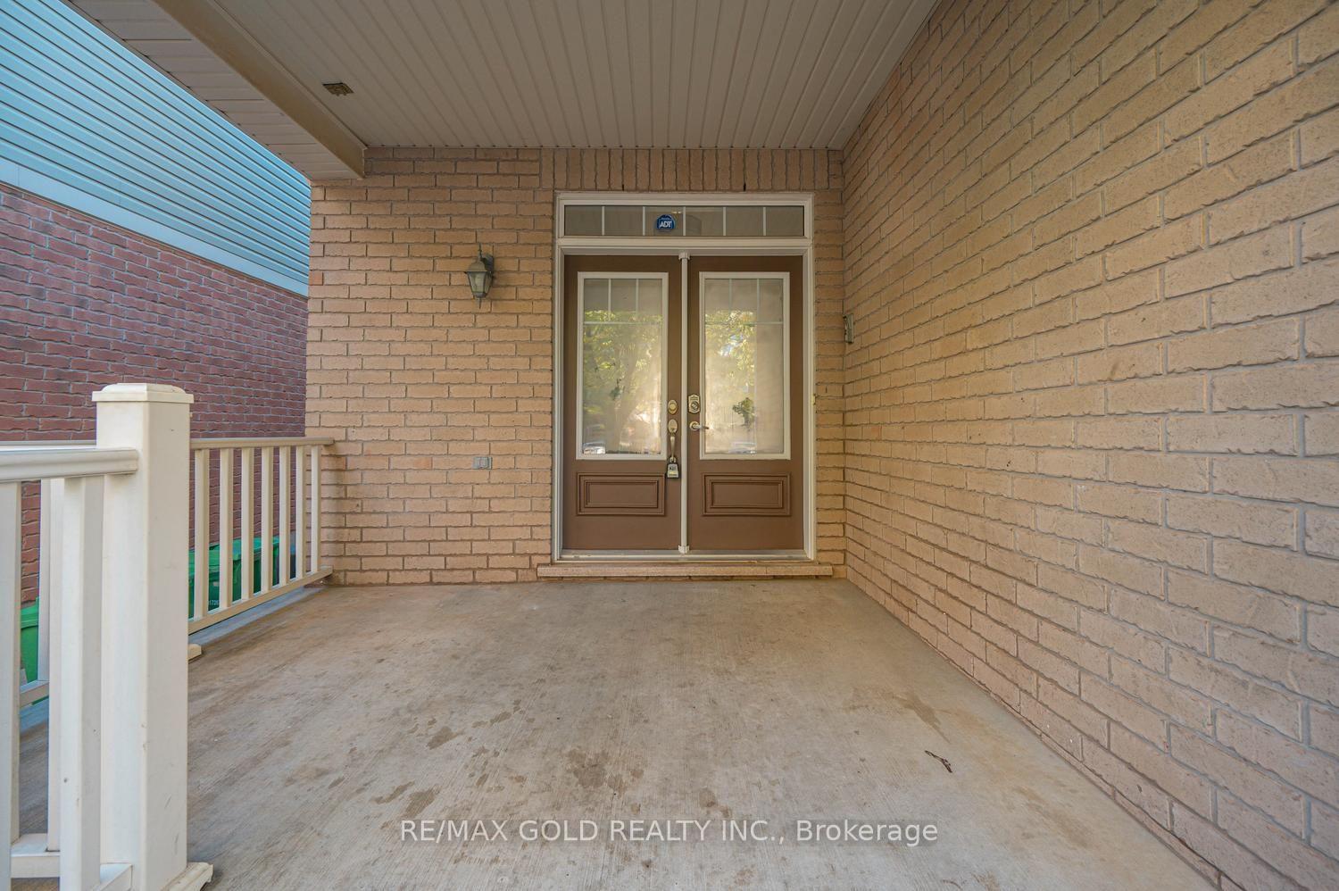 Photo 2 of 48 Bevington Road, Brampton, Northwest Brampton — HOMEH