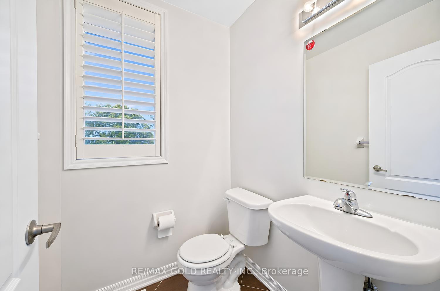 Photo 25 of 48 Bevington Road, Brampton, Northwest Brampton — HOMEH