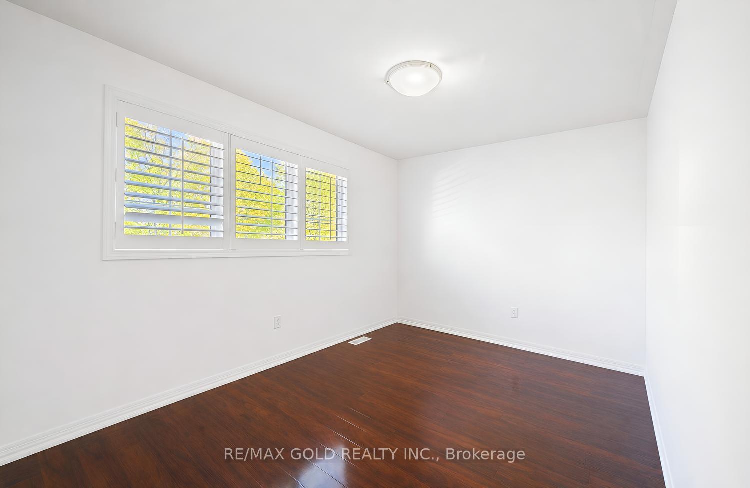 Photo 33 of 48 Bevington Road, Brampton, Northwest Brampton — HOMEH
