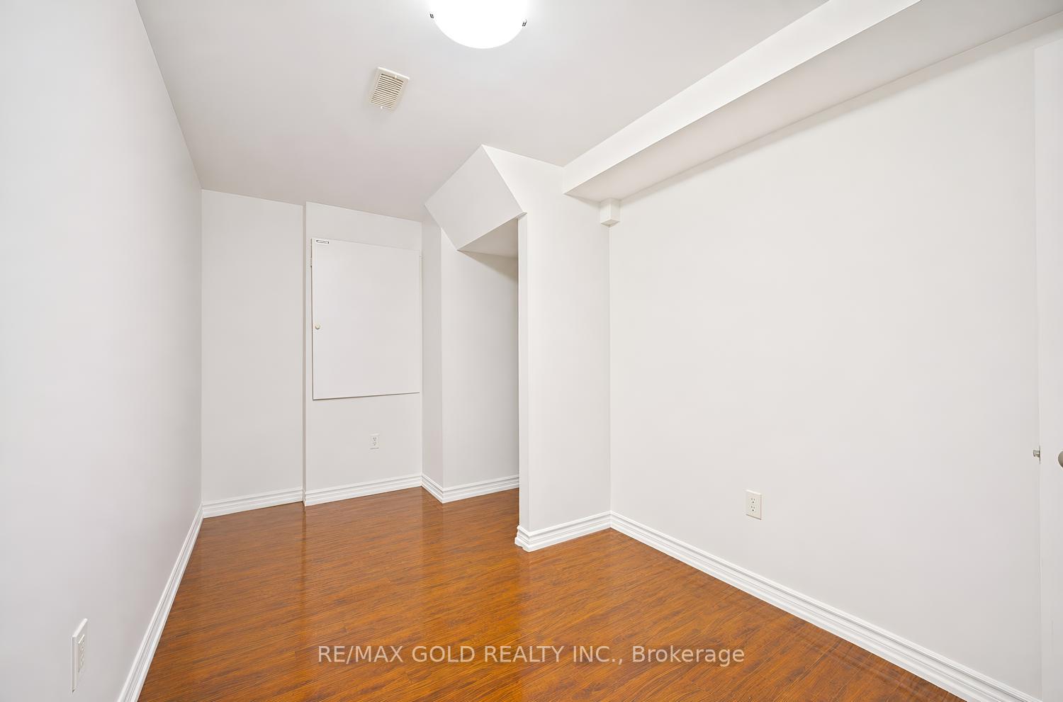 Photo 47 of 48 Bevington Road, Brampton, Northwest Brampton — HOMEH