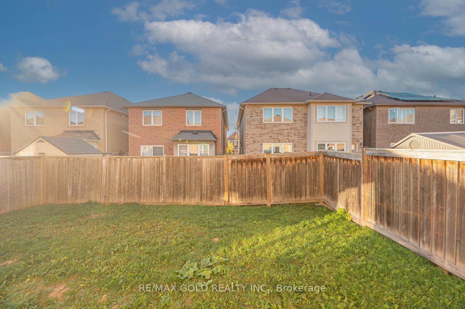 Photo 50 of 48 Bevington Road, Brampton, Northwest Brampton — HOMEH