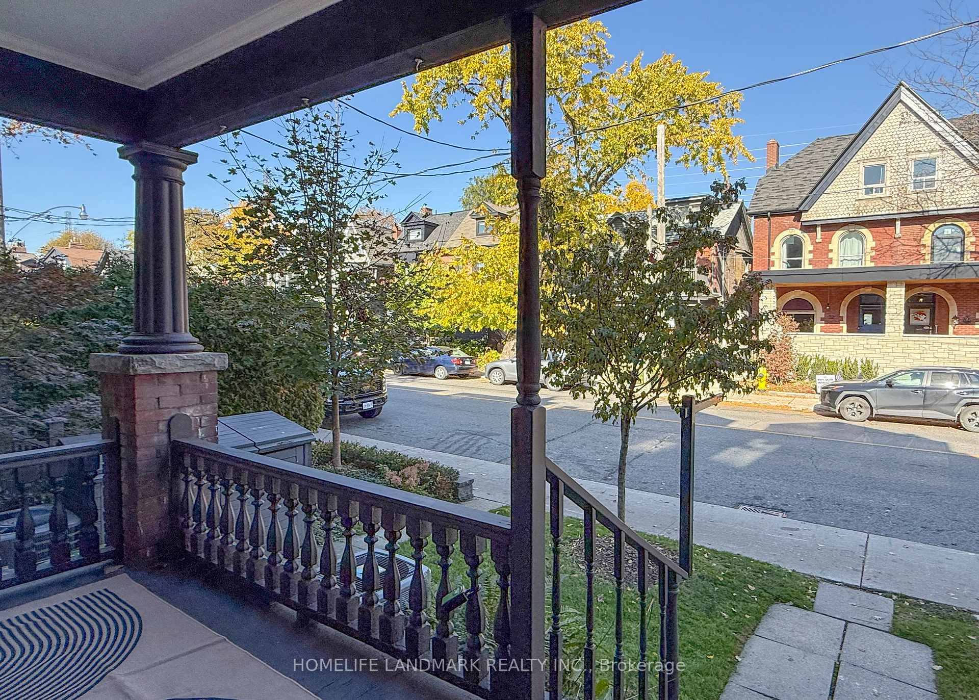 Photo 5 of 35 Dupont Street, Toronto, The Annex — HOMEH