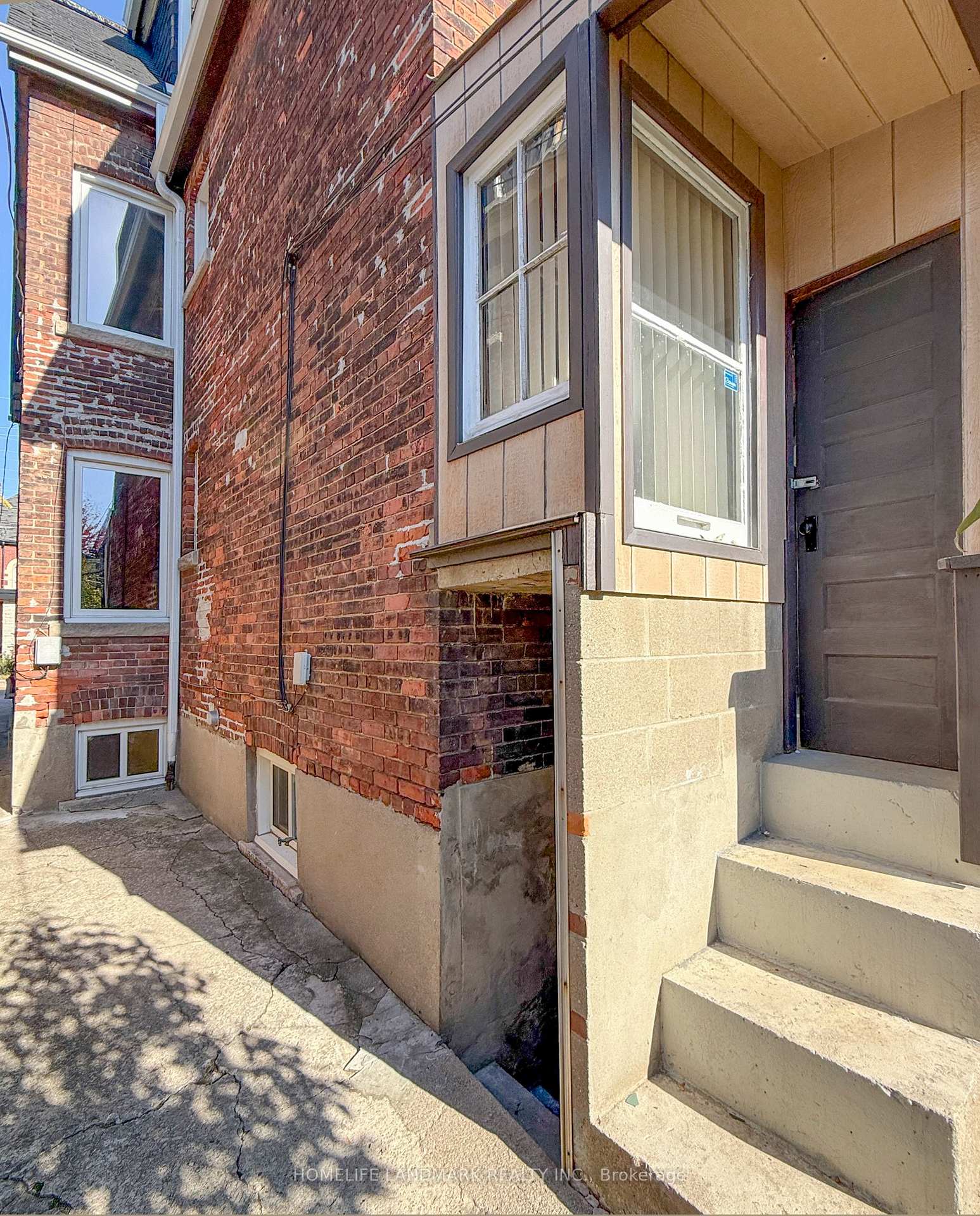 Photo 49 of 35 Dupont Street, Toronto, The Annex — HOMEH