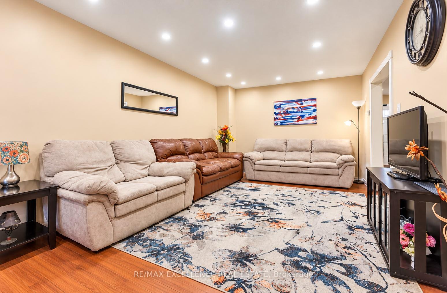 Photo 6 of 88 Fleetwood Crescent, Brampton, Southgate — HOMEH
