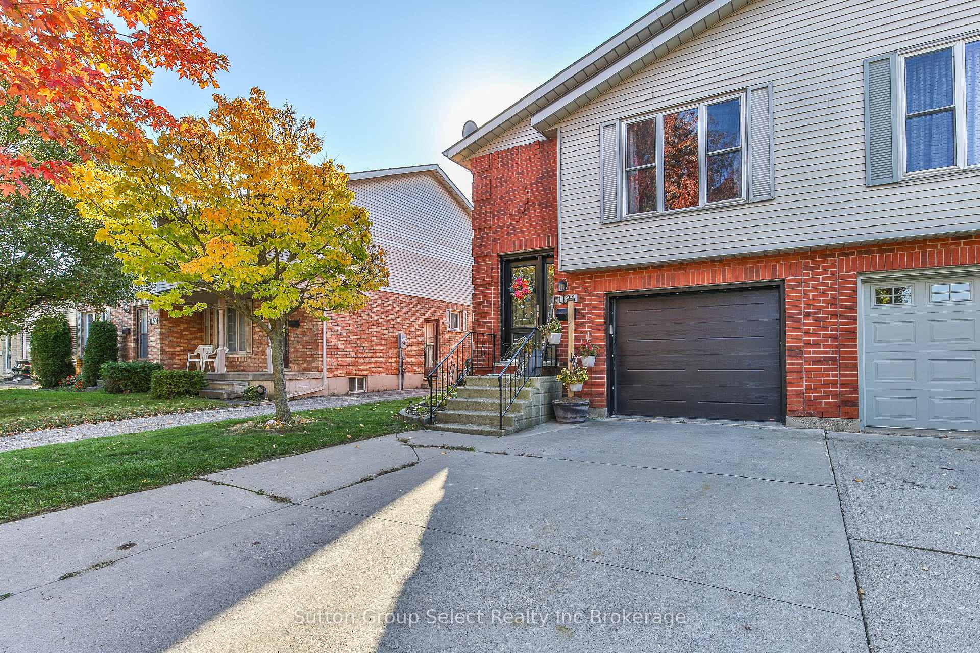 Photo 2 of 1126 Pearson Drive, Woodstock, Woodstock - North — HOMEH