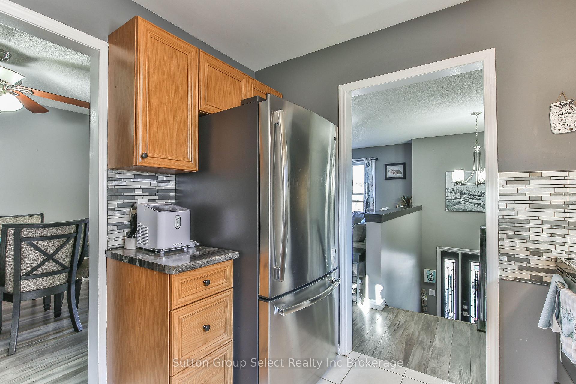 Photo 5 of 1126 Pearson Drive, Woodstock, Woodstock - North — HOMEH