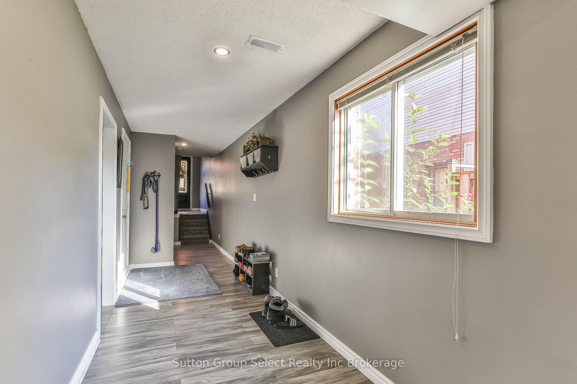 Photo 16 of 1126 Pearson Drive, Woodstock, Woodstock - North — HOMEH