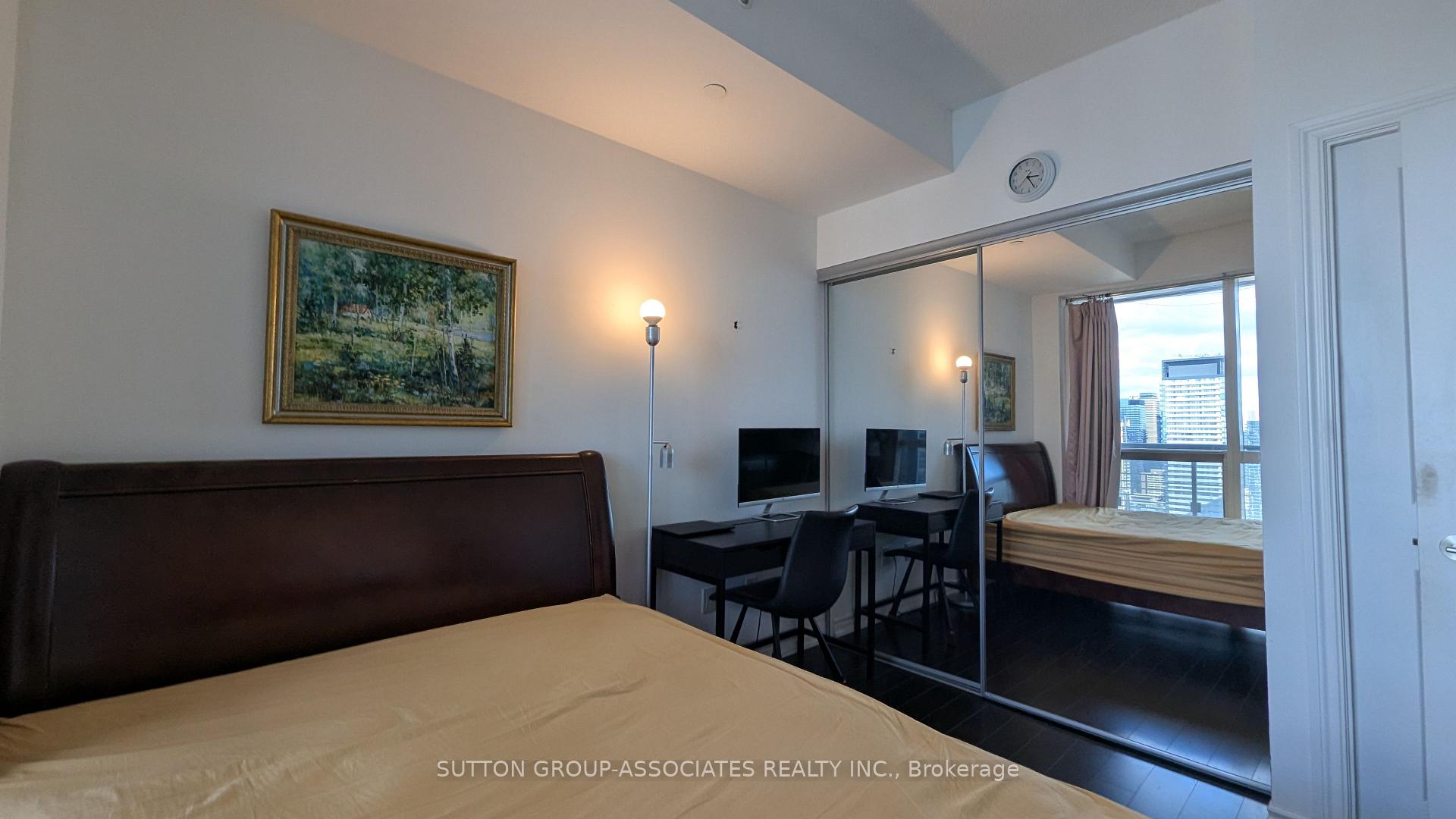 Photo 8 of Unit 4401, 386 Yonge Street, Toronto, Bay Street Corridor — HOMEH