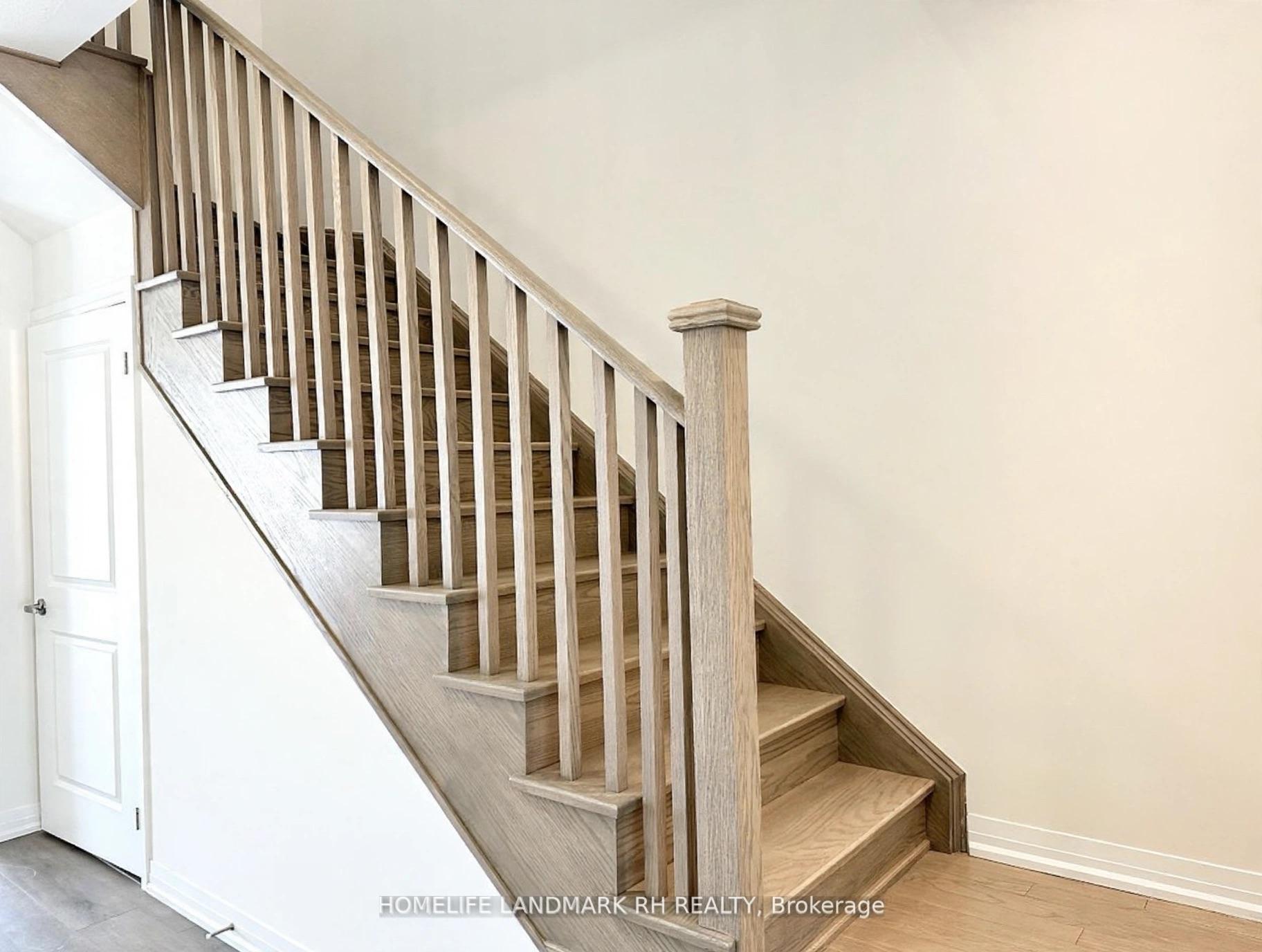 Photo 12 of 4 Bromfield Street, Whitby, Rural Whitby — HOMEH