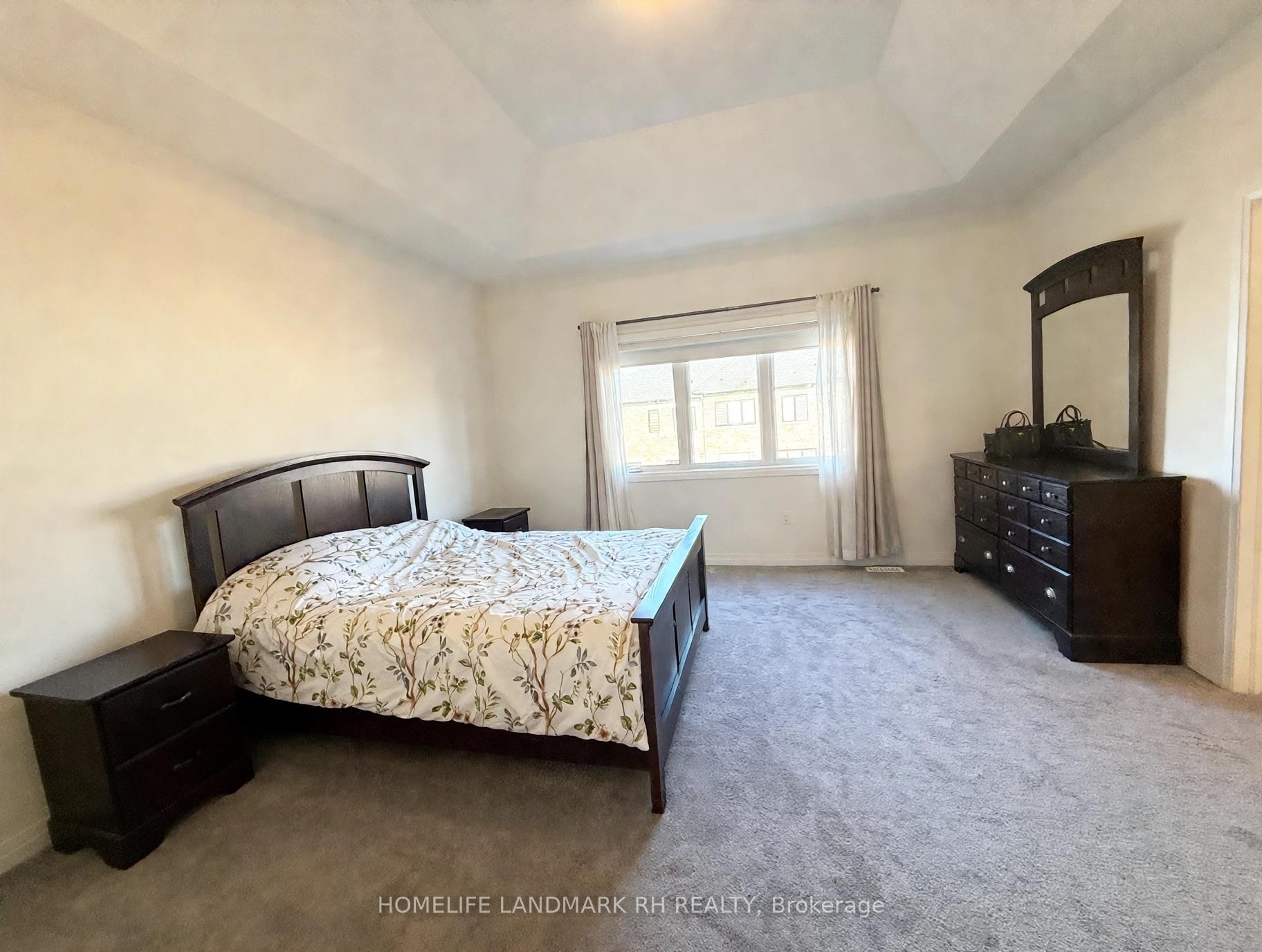 Photo 15 of 4 Bromfield Street, Whitby, Rural Whitby — HOMEH