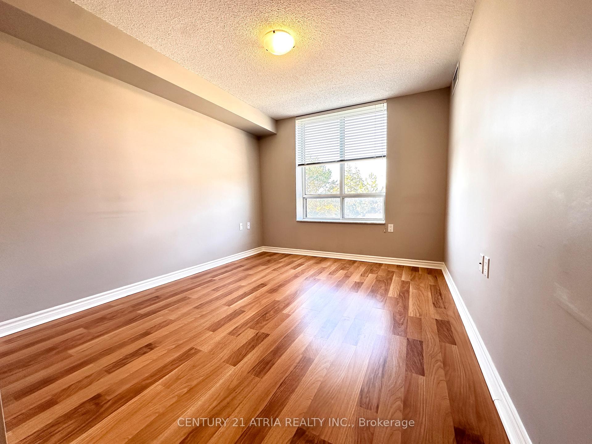 Photo 6 of Unit 211, 3088 Kennedy Road, Scarborough, Steeles — HOMEH