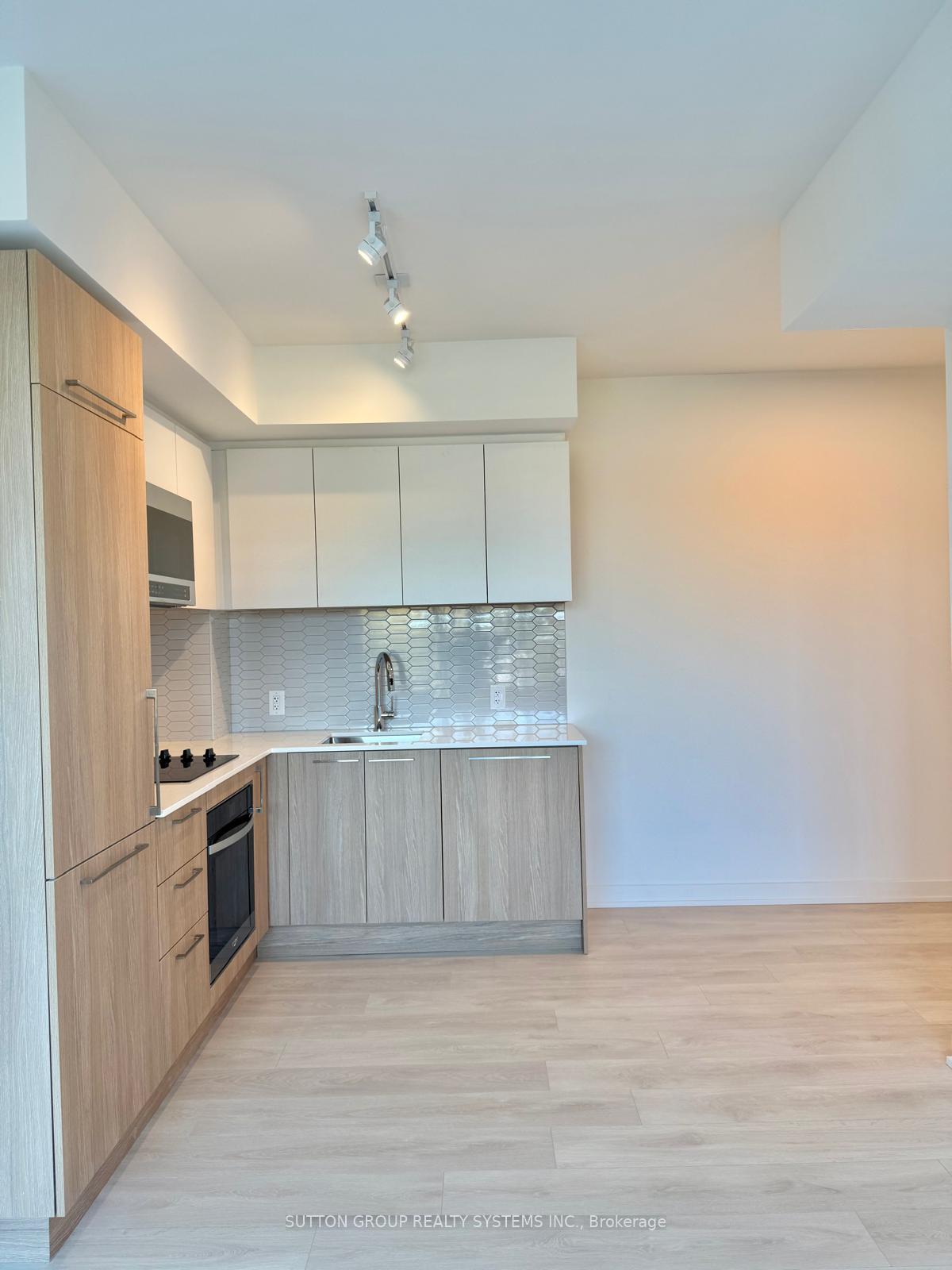 Photo 13 of Unit 609, 1381 Lakeshore Road E, Mississauga, Lakeview — HOMEH