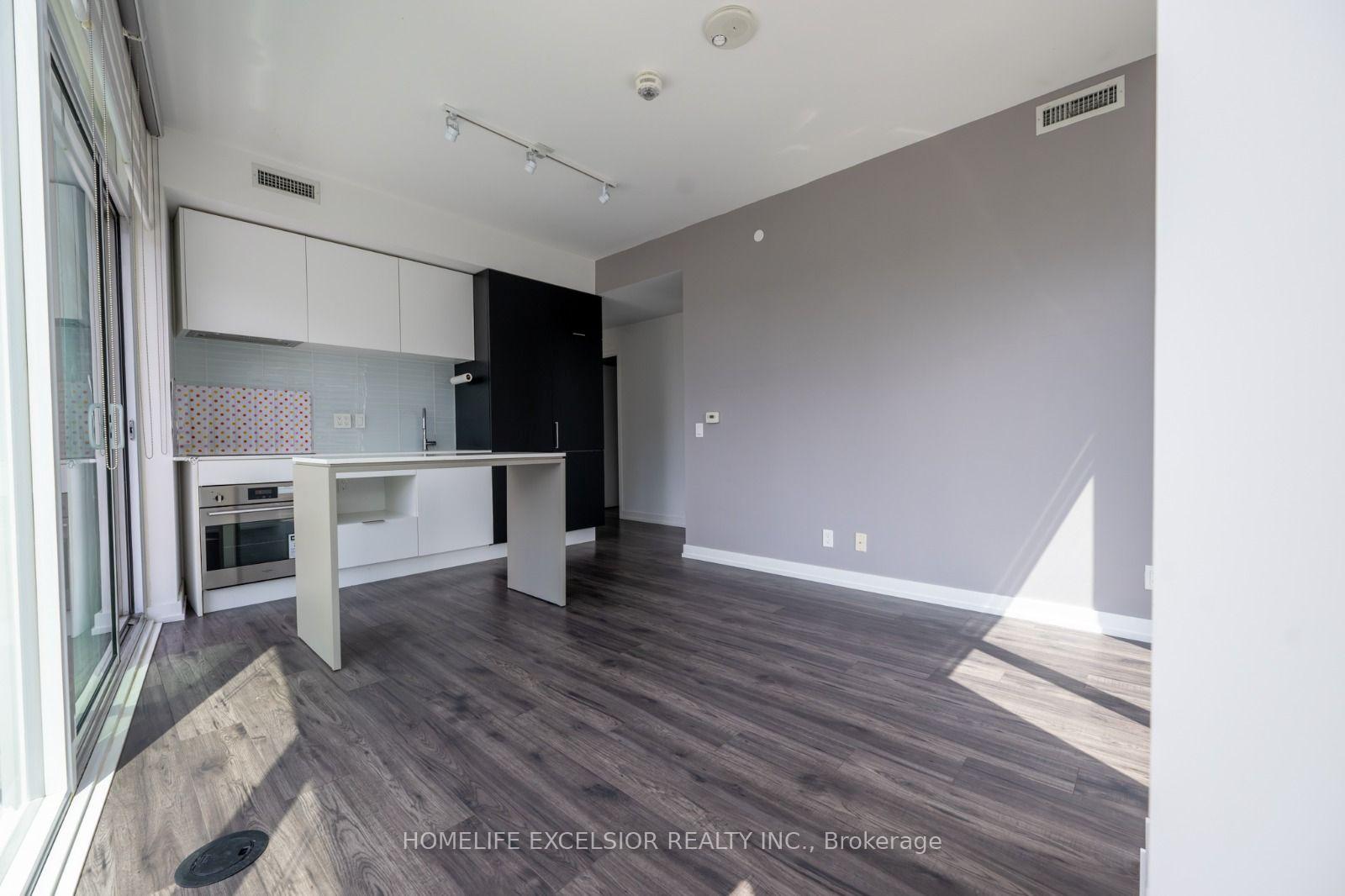 Photo 6 of Unit 1410, 33 Helendale Avenue, Toronto, Yonge-Eglinton — HOMEH