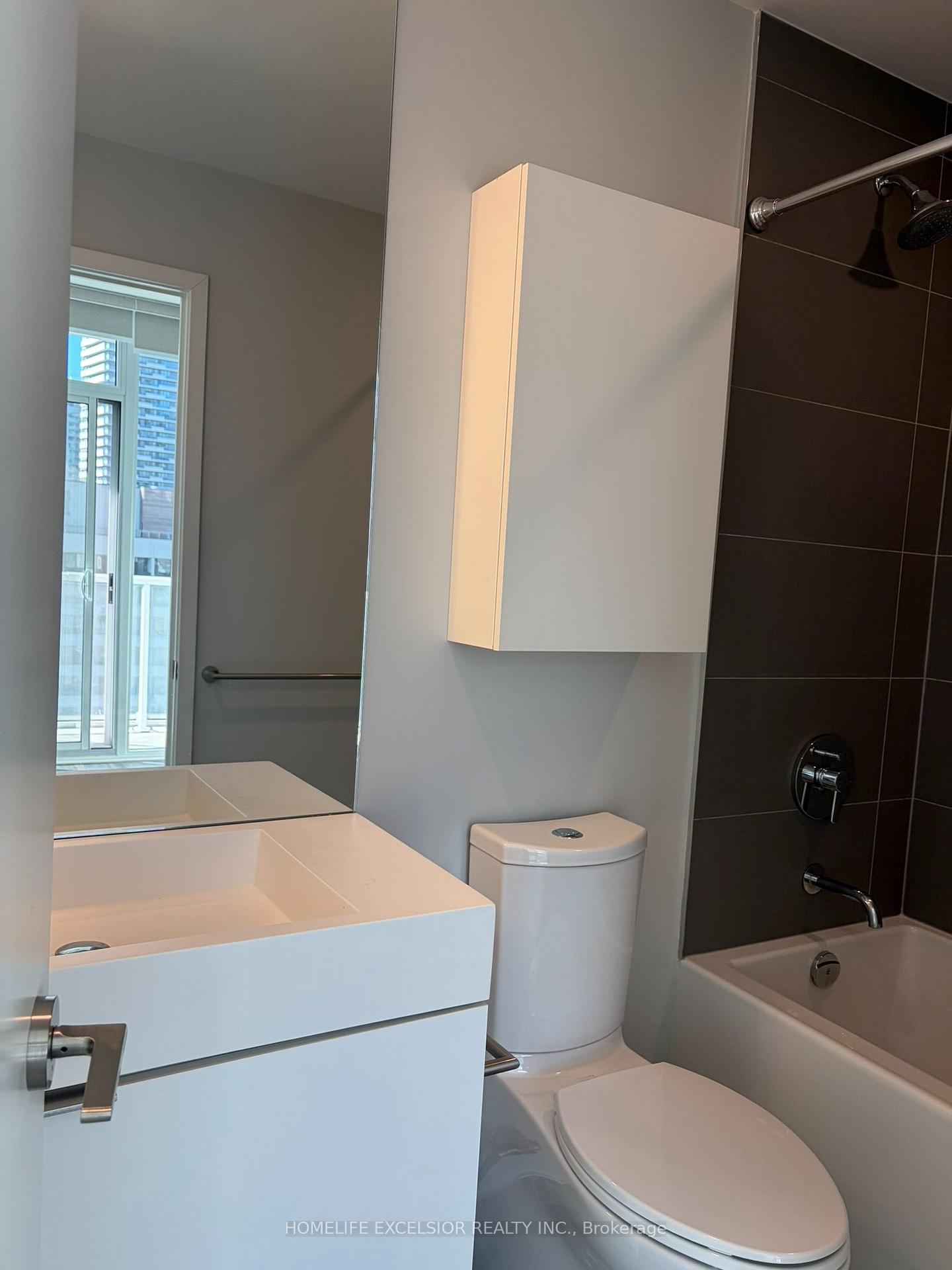 Photo 10 of Unit 1410, 33 Helendale Avenue, Toronto, Yonge-Eglinton — HOMEH