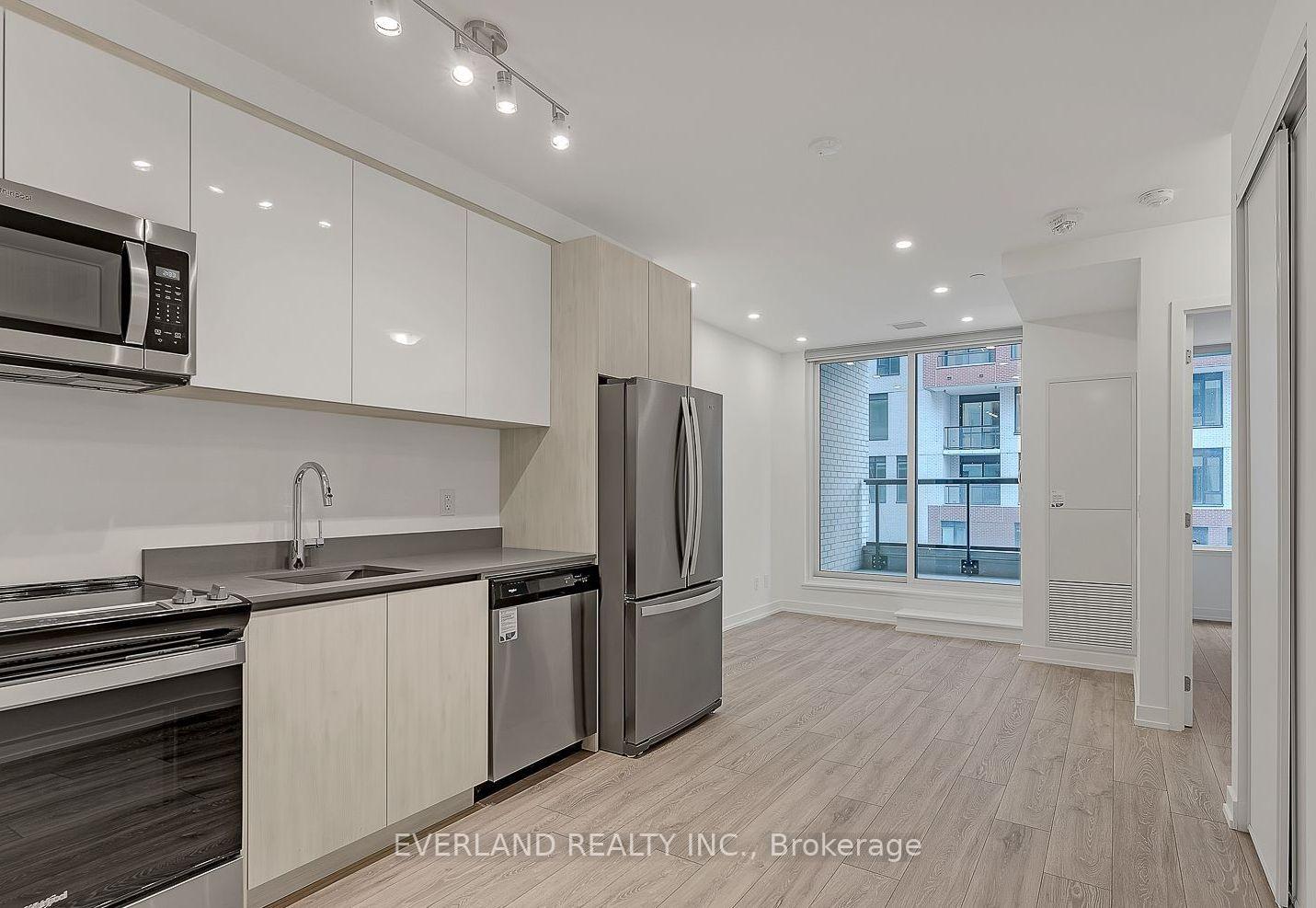 Photo 1 of Unit 304, 3100 Keele Street, North York, Downsview-Roding-CFB — HOMEH