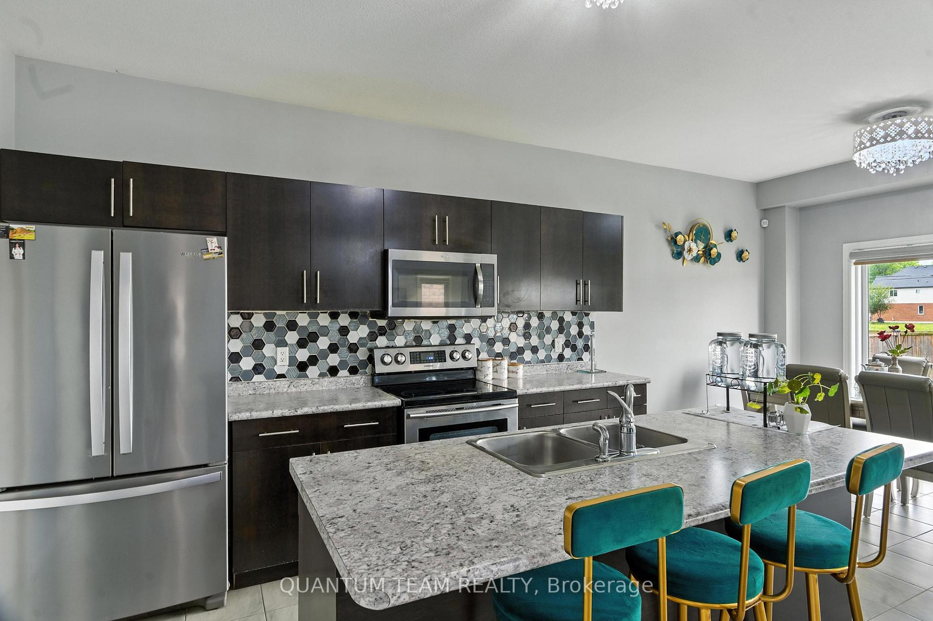 Photo 10 of 6159 Eaglewood Drive, Niagara Falls, Oldfield — HOMEH