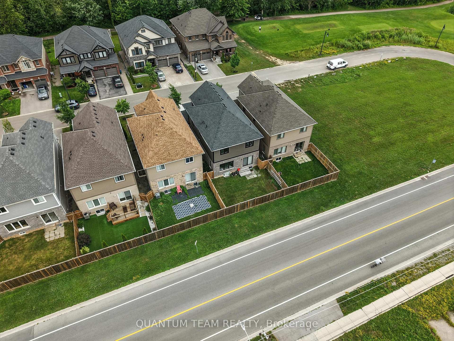 Photo 34 of 6159 Eaglewood Drive, Niagara Falls, Oldfield — HOMEH