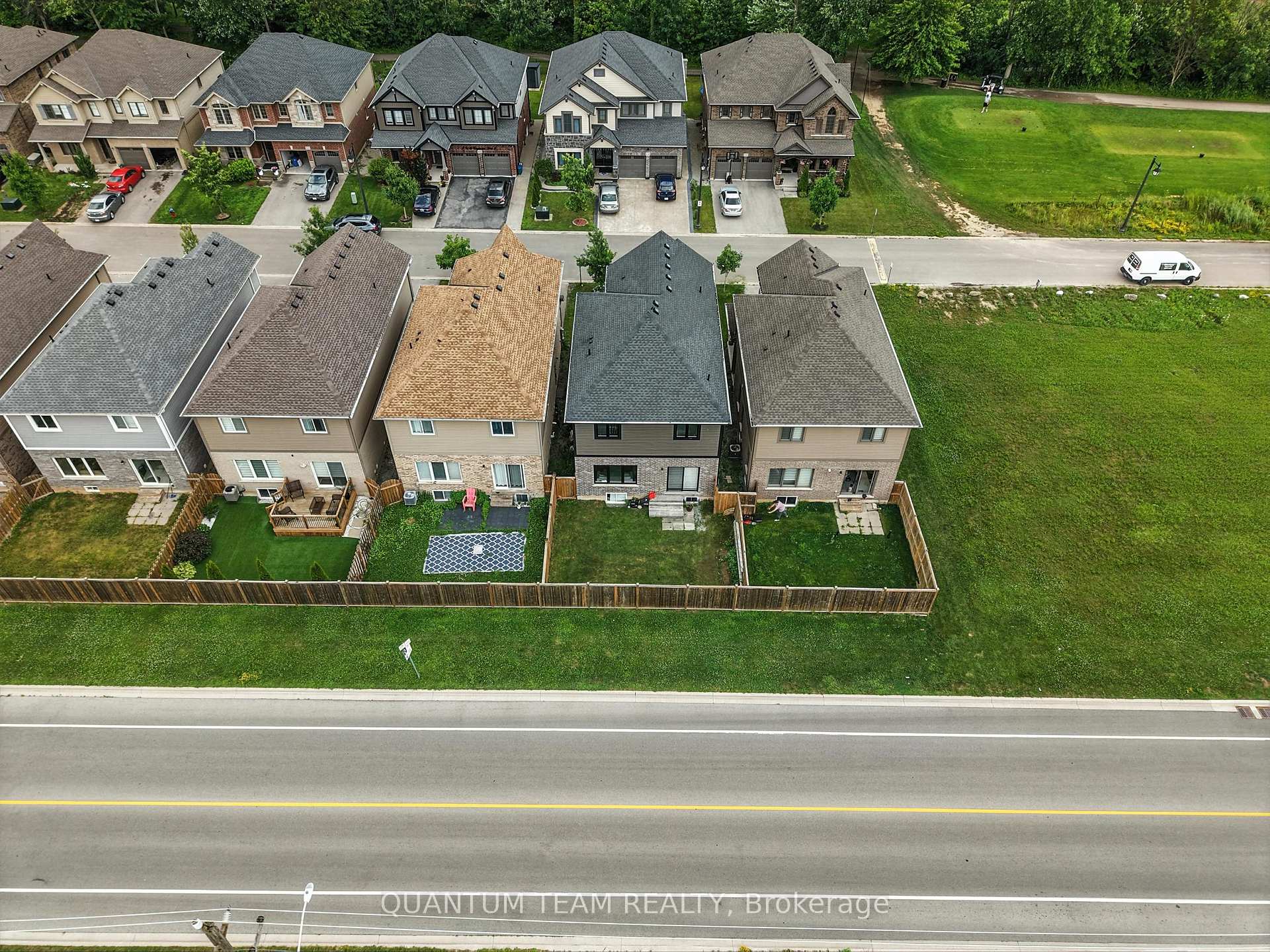 Photo 43 of 6159 Eaglewood Drive, Niagara Falls, Oldfield — HOMEH