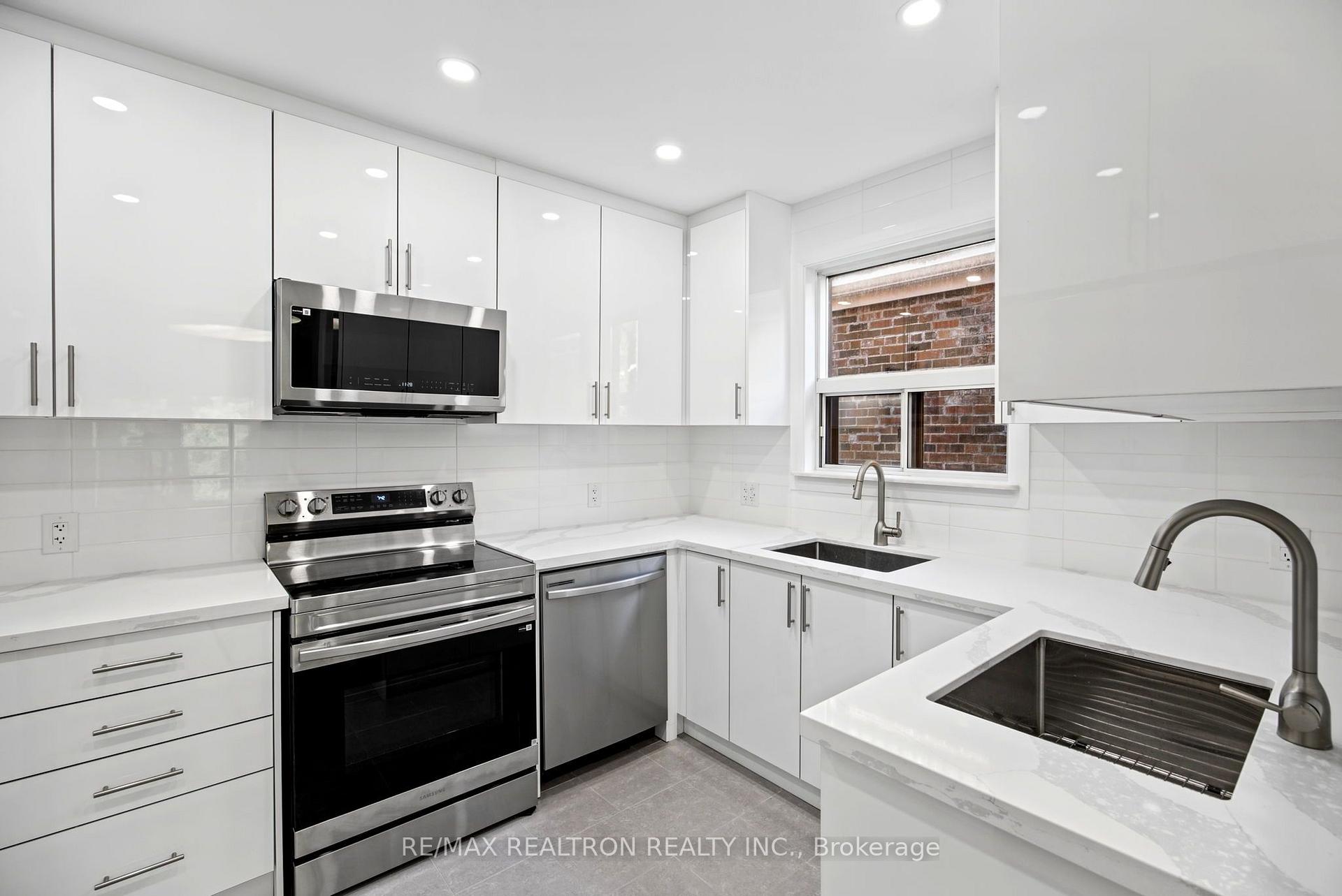 Photo 5 of 26 Shelborne Avenue, Toronto, Bedford Park-Nortown — HOMEH