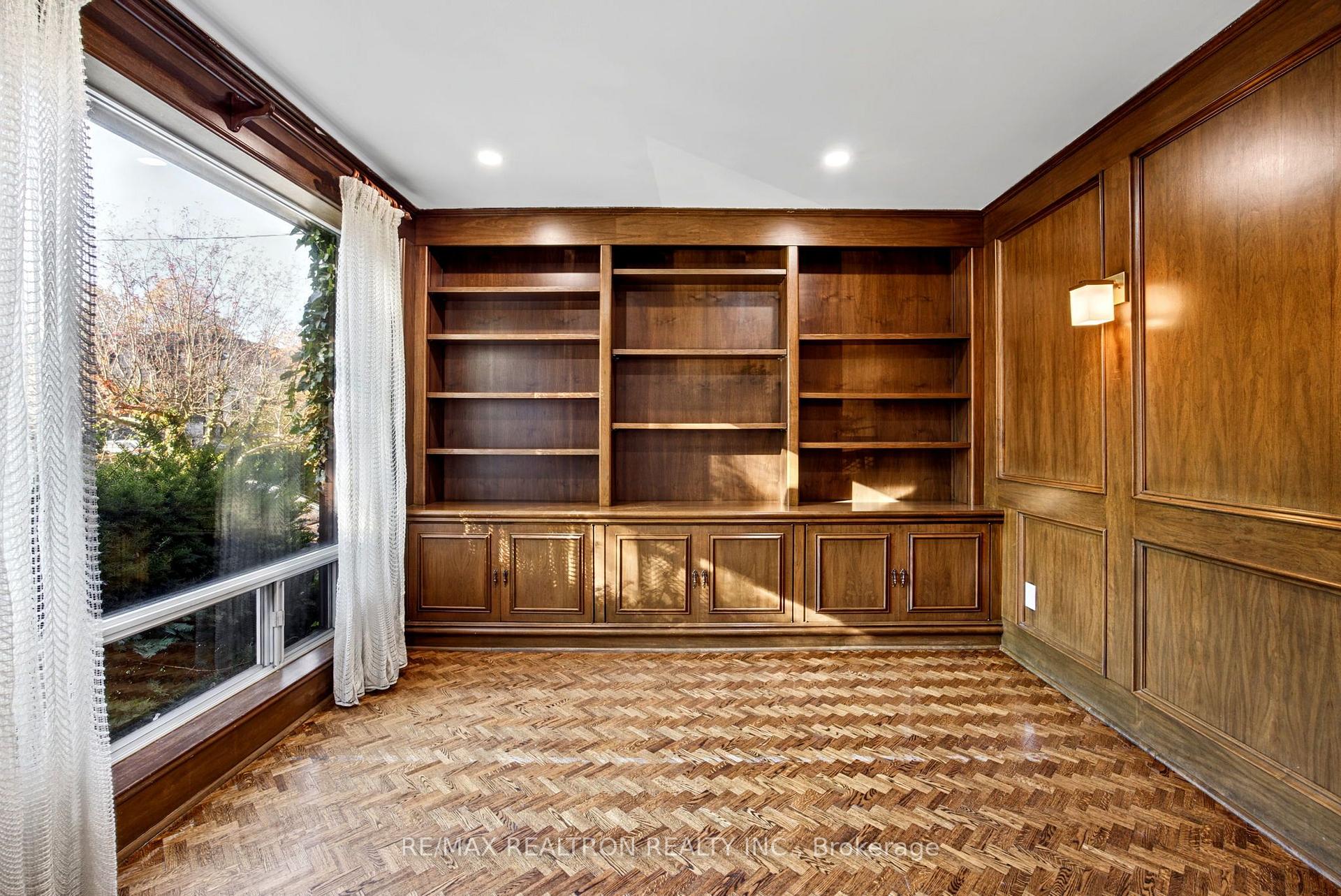 Photo 6 of 26 Shelborne Avenue, Toronto, Bedford Park-Nortown — HOMEH