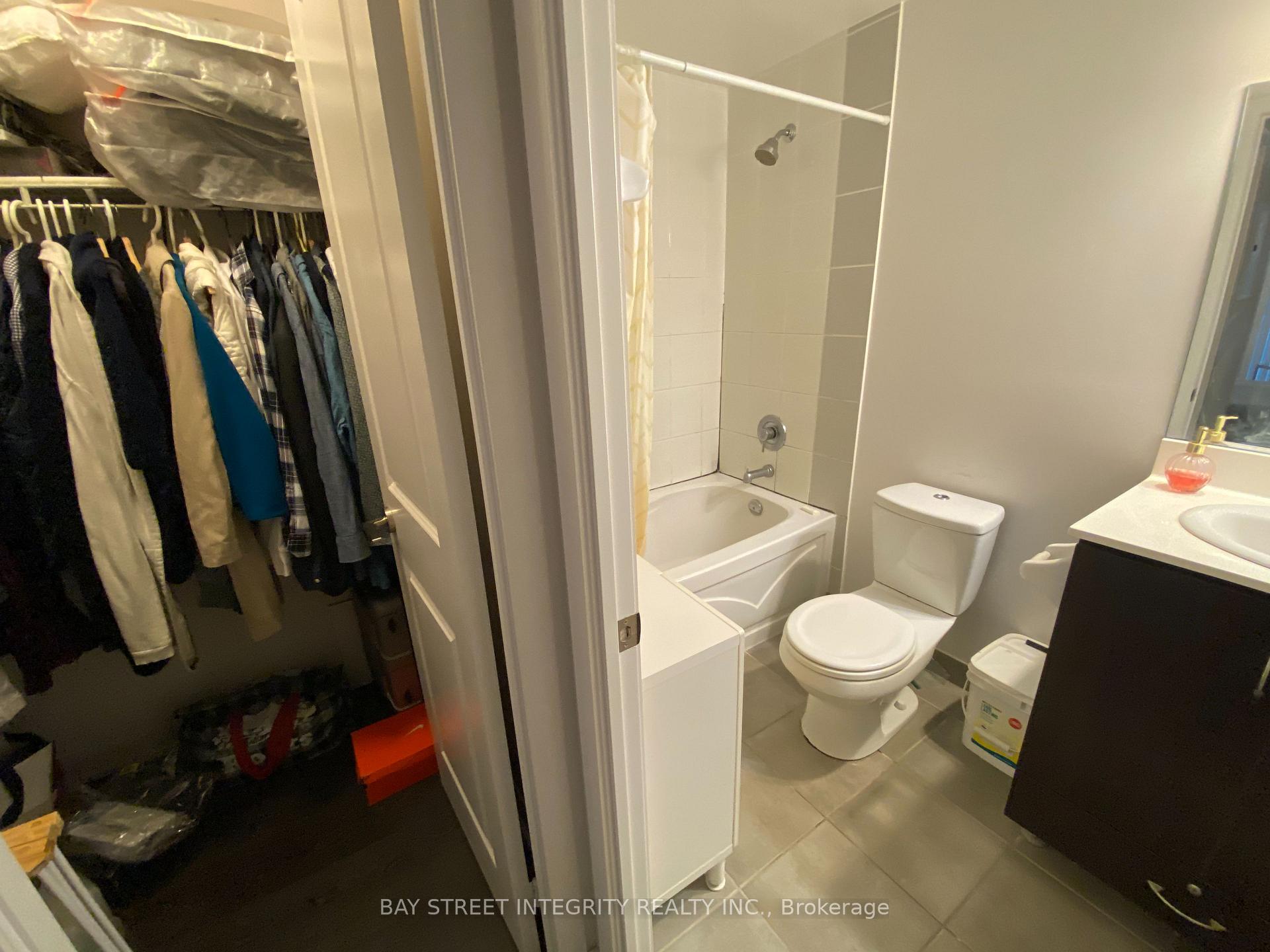 Photo 8 of Unit 307, 5168 Yonge Street, North York, Willowdale West — HOMEH
