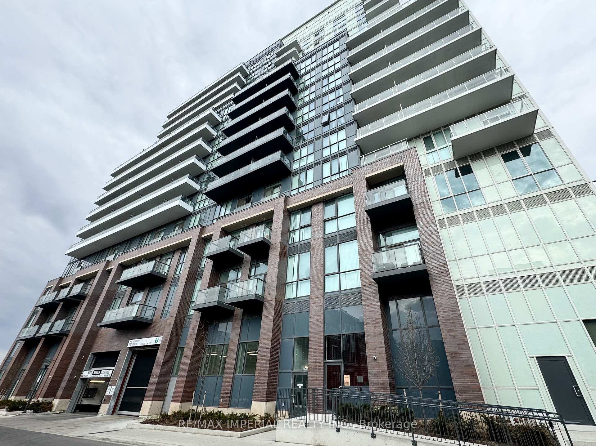 Photo of Unit 1606, 10 Honeycrisp Crescent