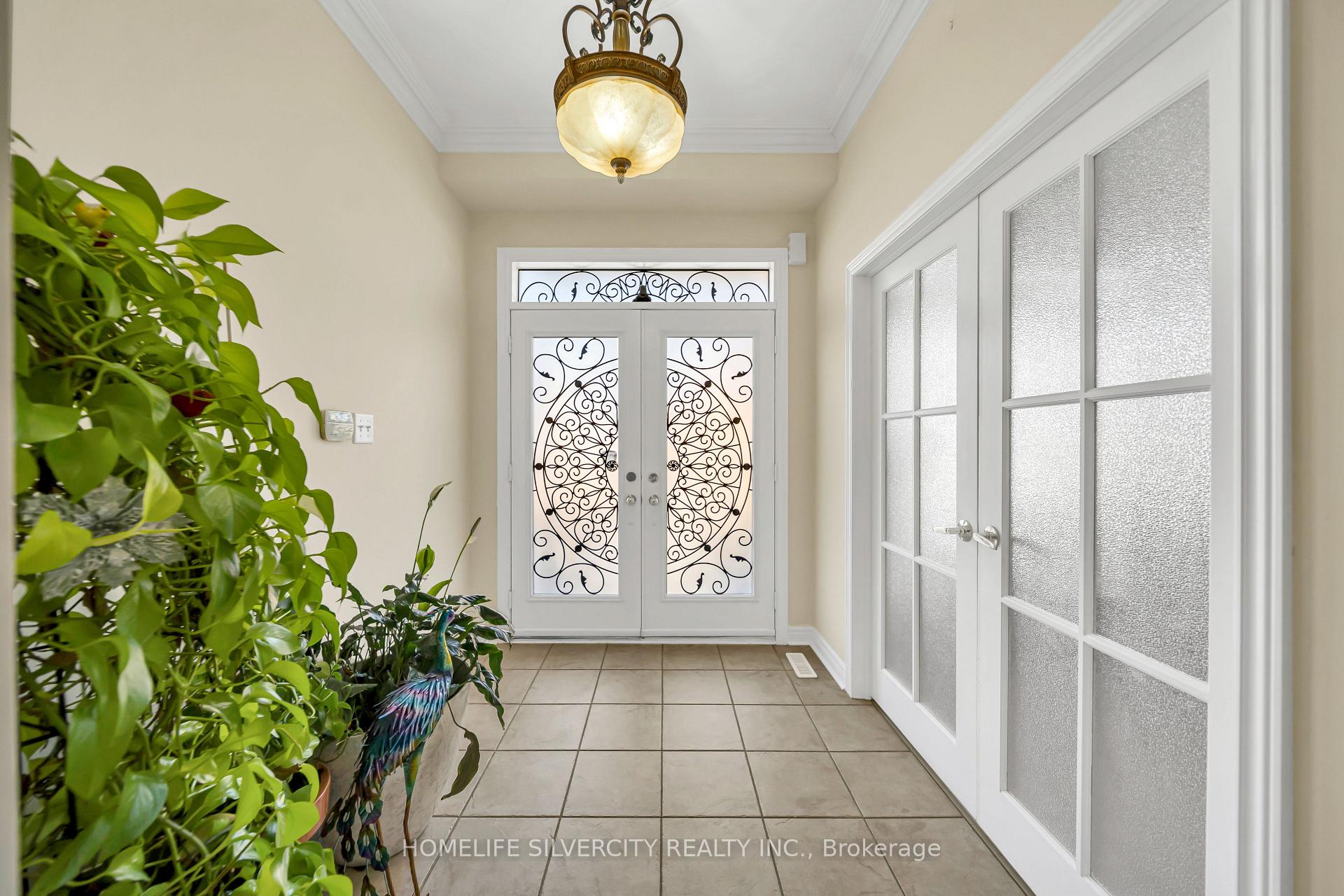 Photo 5 of 70 Appleaire Crescent, Brampton, Sandringham-Wellington — HOMEH