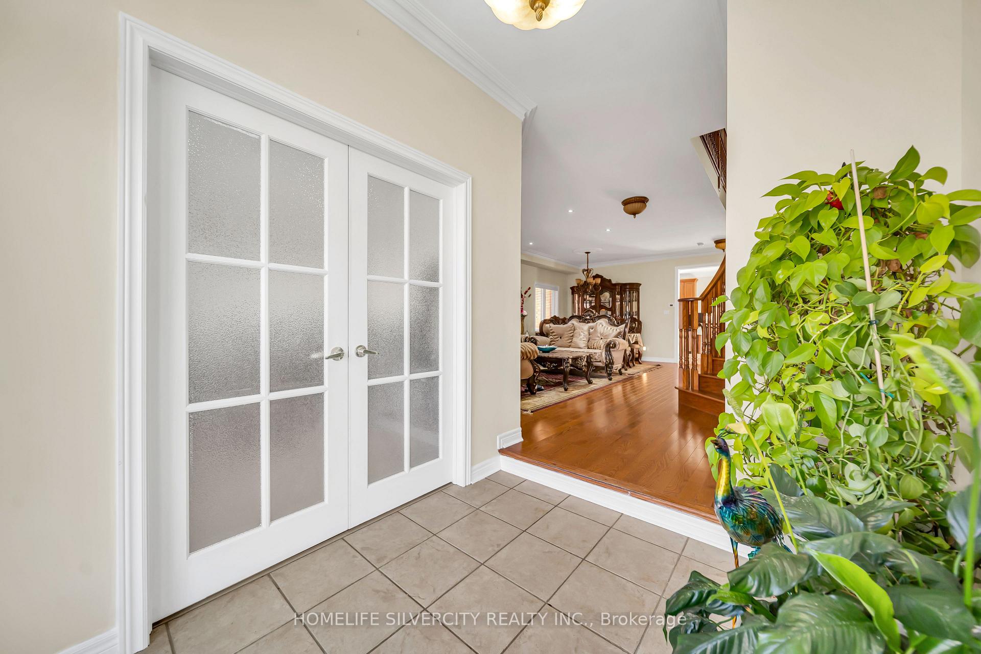 Photo 6 of 70 Appleaire Crescent, Brampton, Sandringham-Wellington — HOMEH