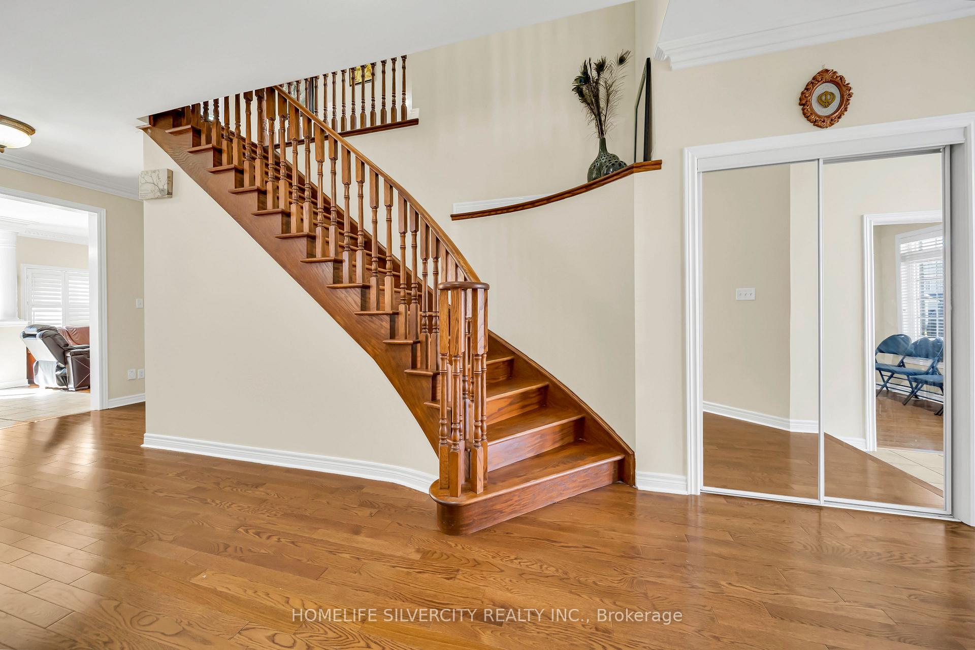 Photo 19 of 70 Appleaire Crescent, Brampton, Sandringham-Wellington — HOMEH