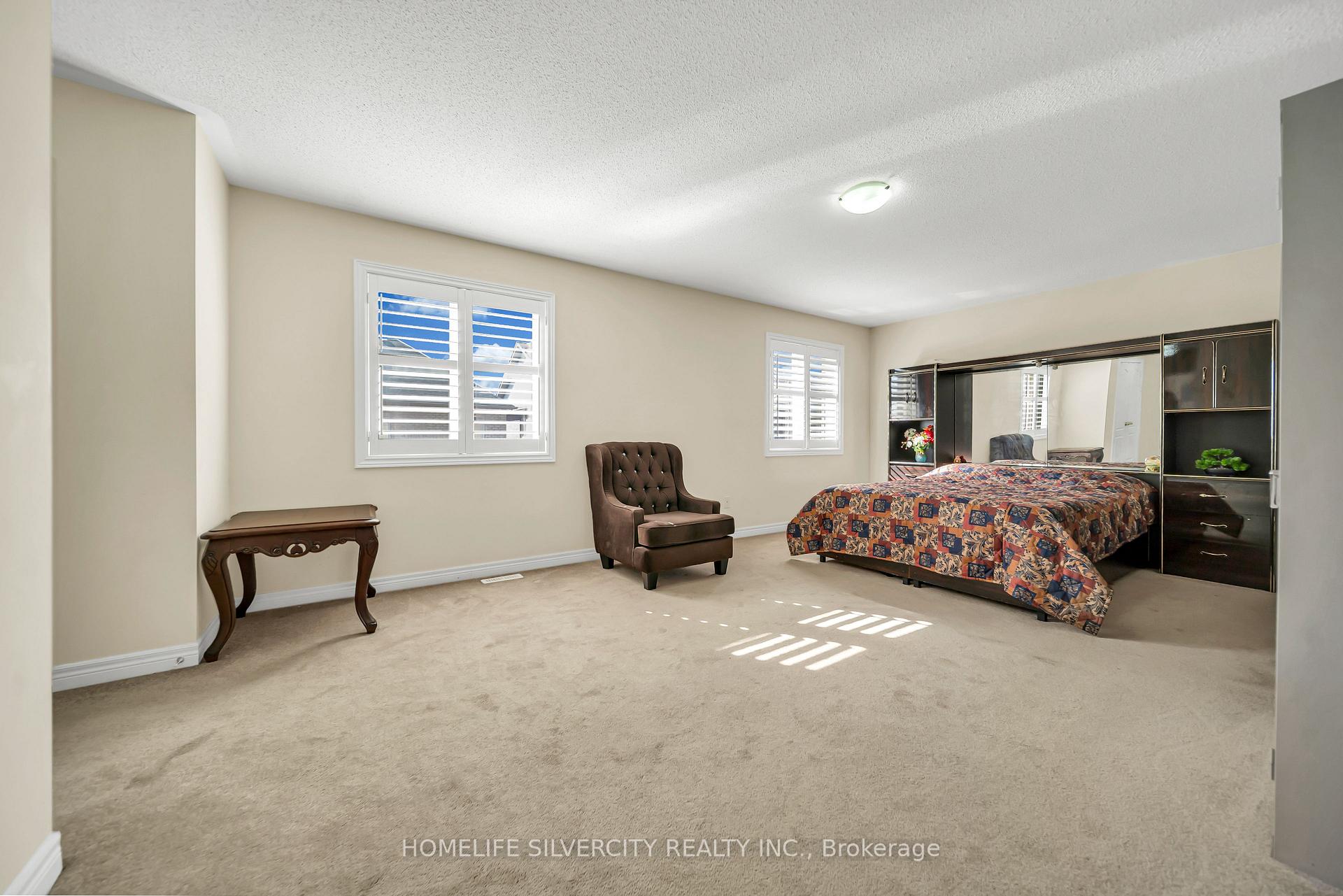 Photo 21 of 70 Appleaire Crescent, Brampton, Sandringham-Wellington — HOMEH