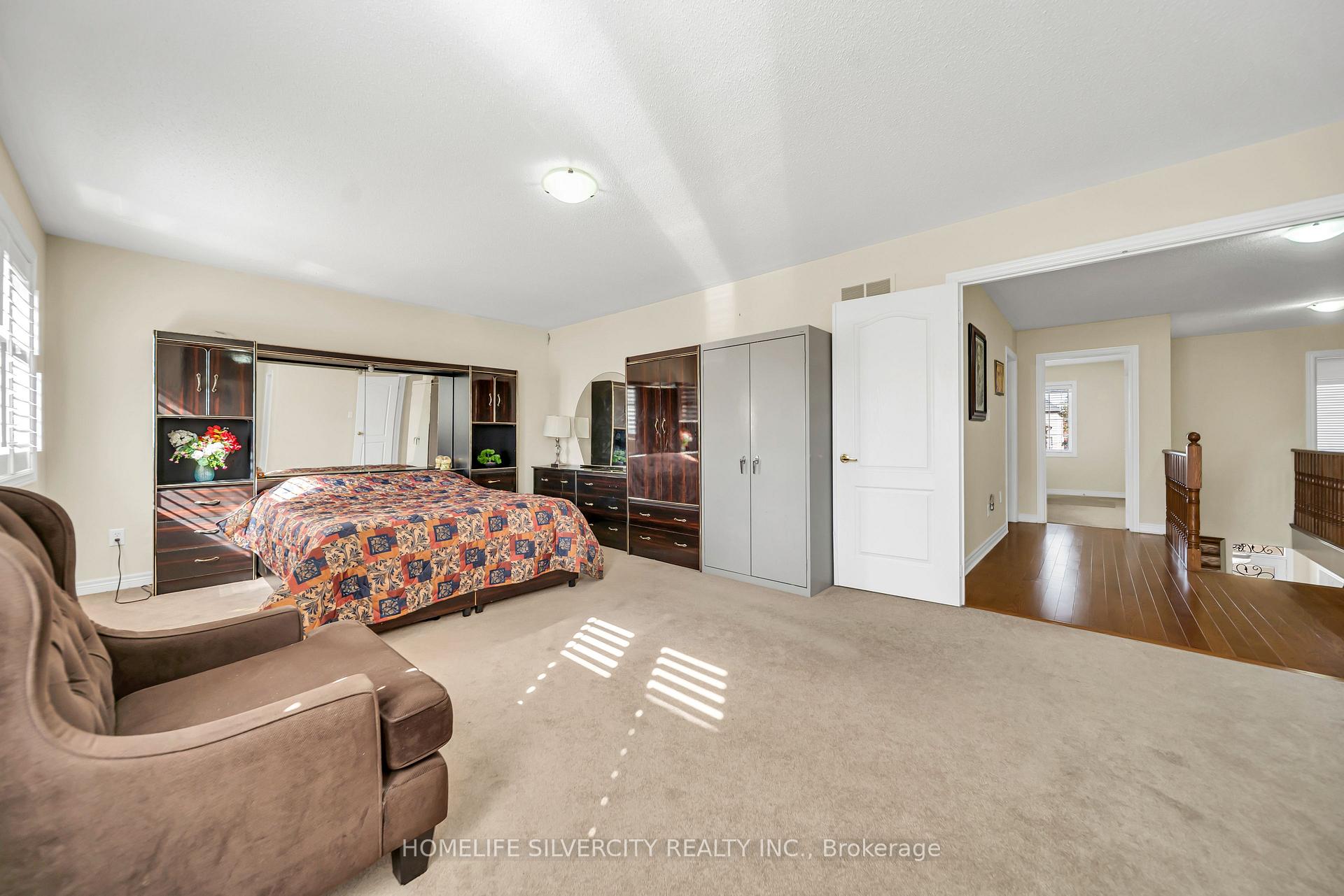 Photo 22 of 70 Appleaire Crescent, Brampton, Sandringham-Wellington — HOMEH