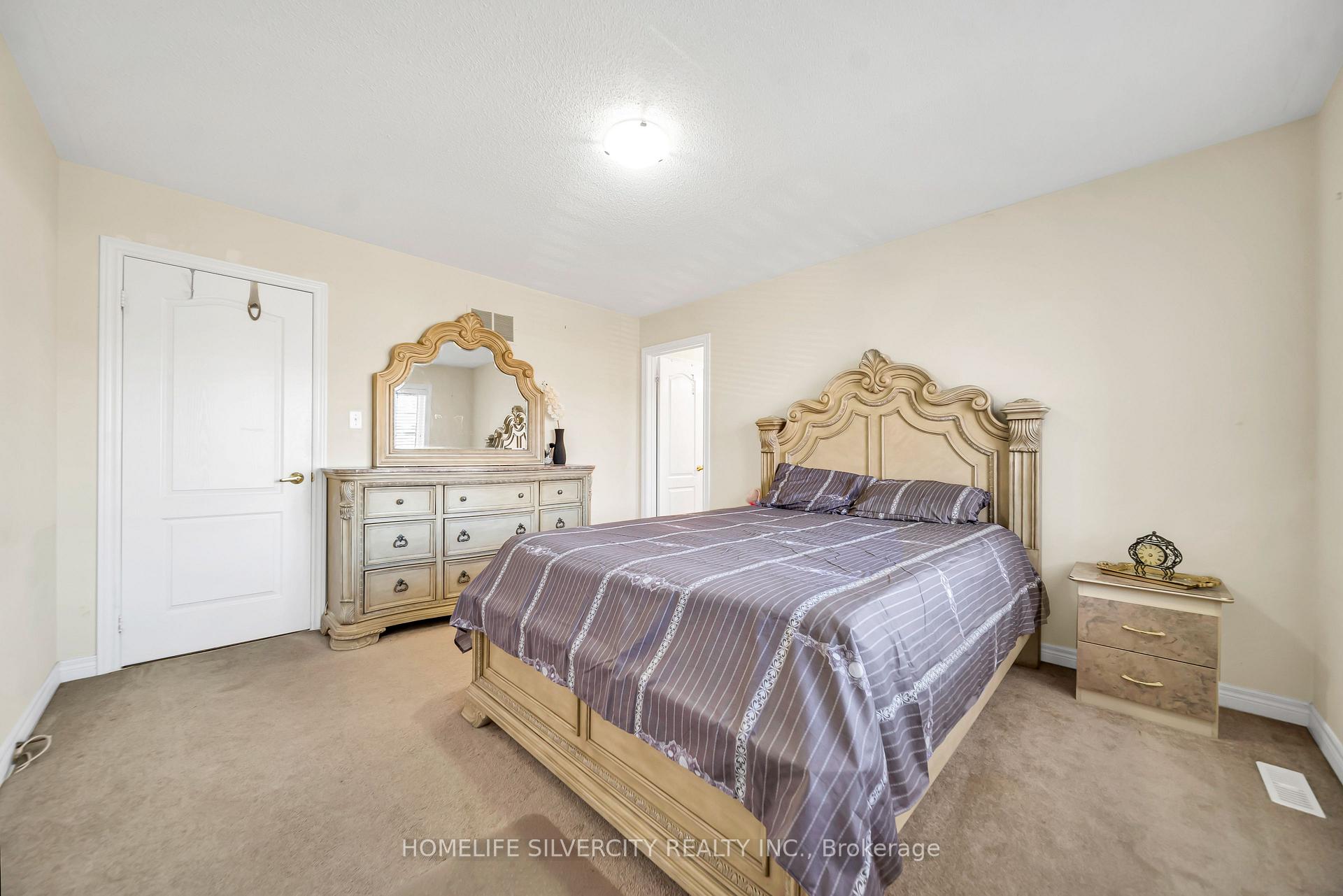 Photo 28 of 70 Appleaire Crescent, Brampton, Sandringham-Wellington — HOMEH