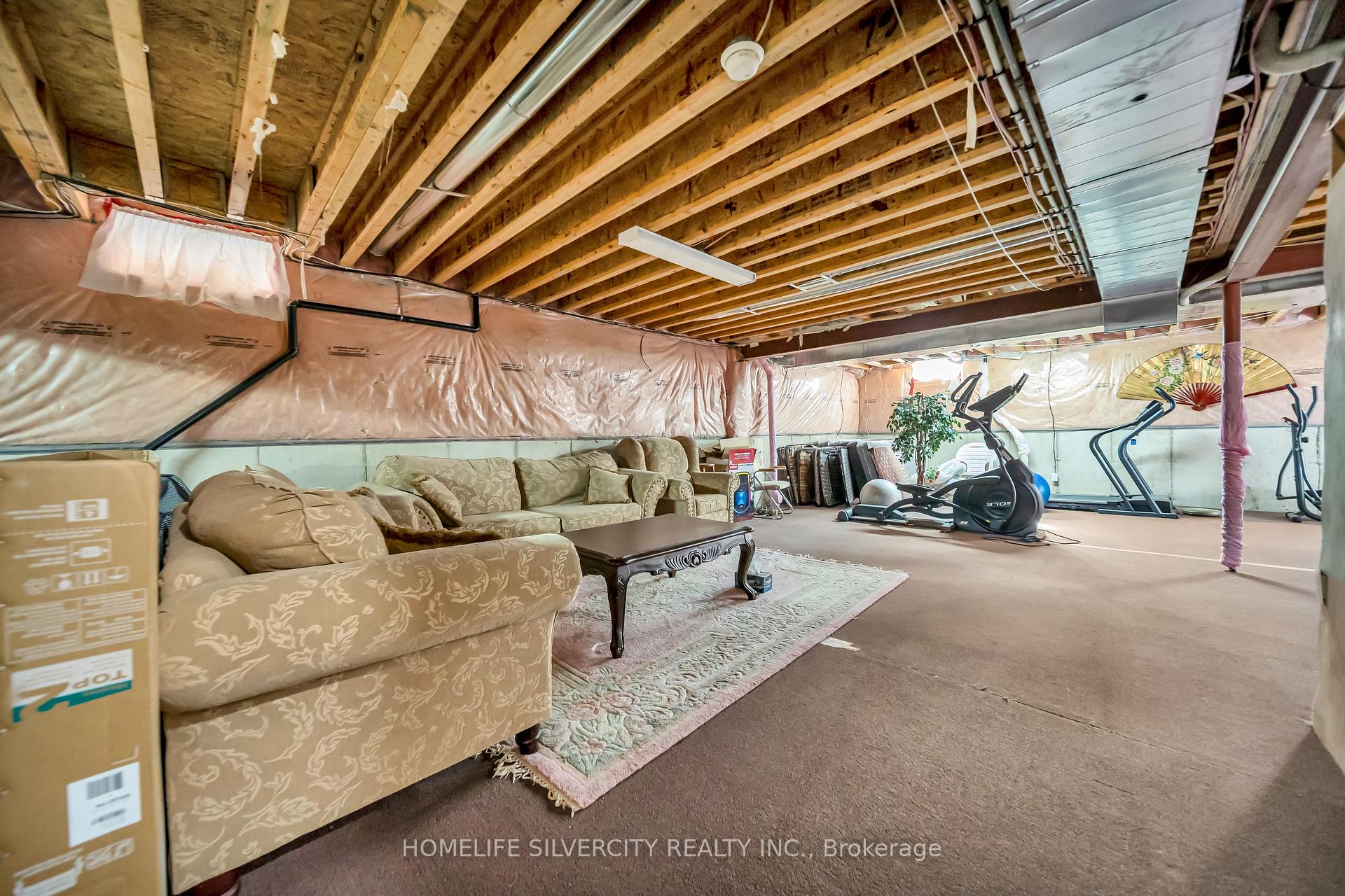 Photo 35 of 70 Appleaire Crescent, Brampton, Sandringham-Wellington — HOMEH