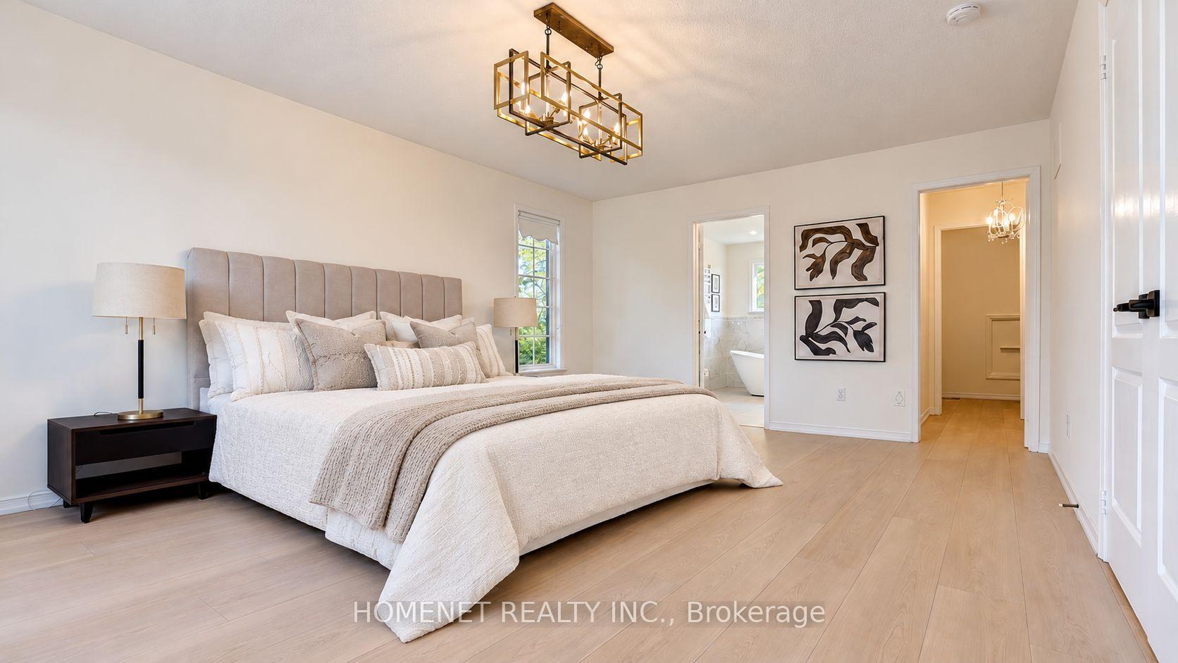 Photo 16 of 529 Carlton Road, Markham, Unionville — HOMEH