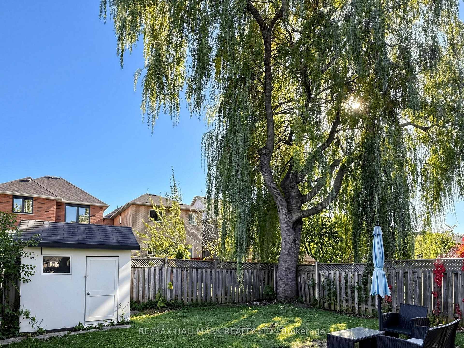 Photo 44 of 45 Colonial Crescent, Richmond Hill, Oak Ridges Lake Wilcox — HOMEH