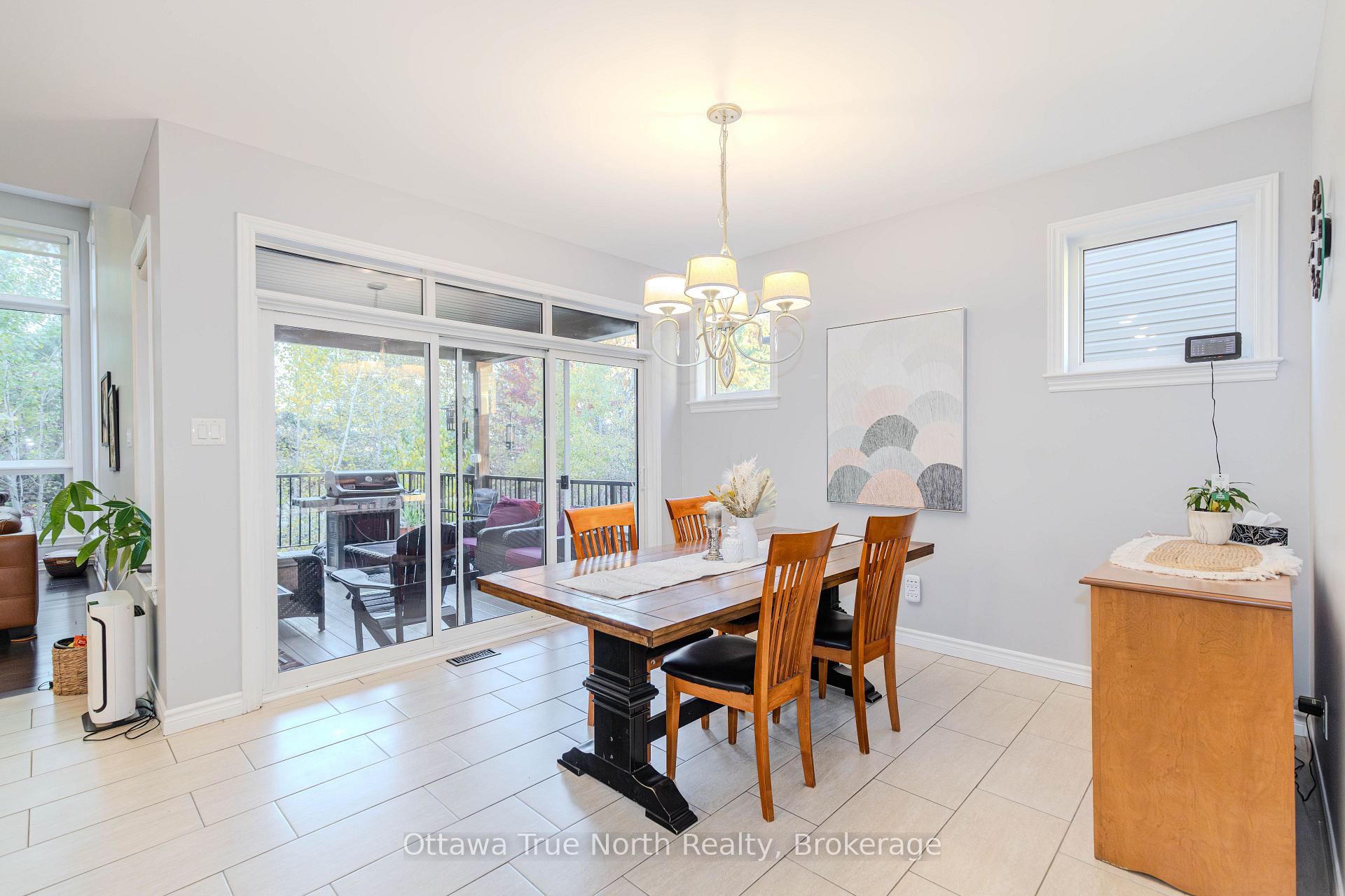 Photo 15 of 130 Grainstone Way, Ottawa, Kanata - Kanata Lakes/Heritage Hills — HOMEH