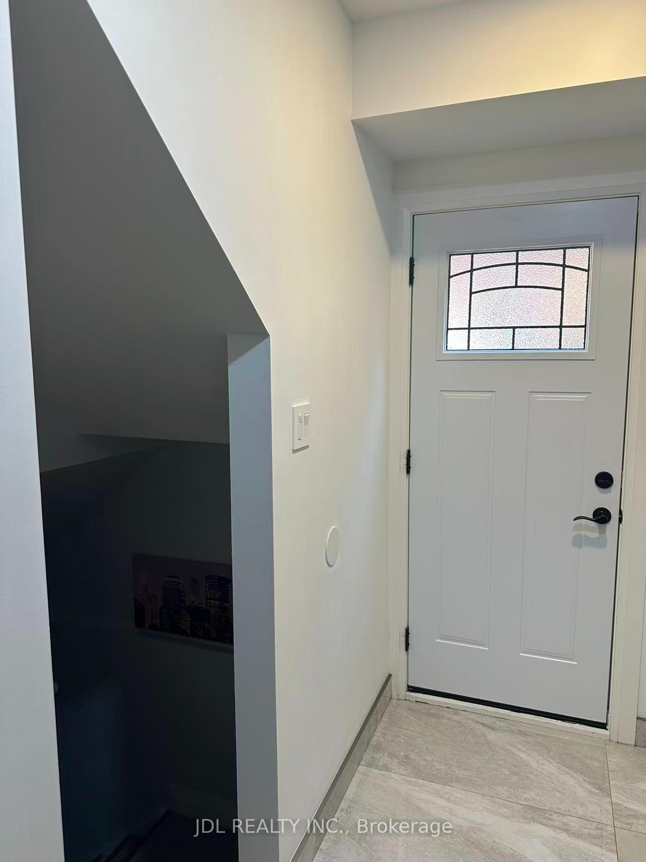 Photo 2 of 3446 Halstead Road, Mississauga, Erin Mills — HOMEH