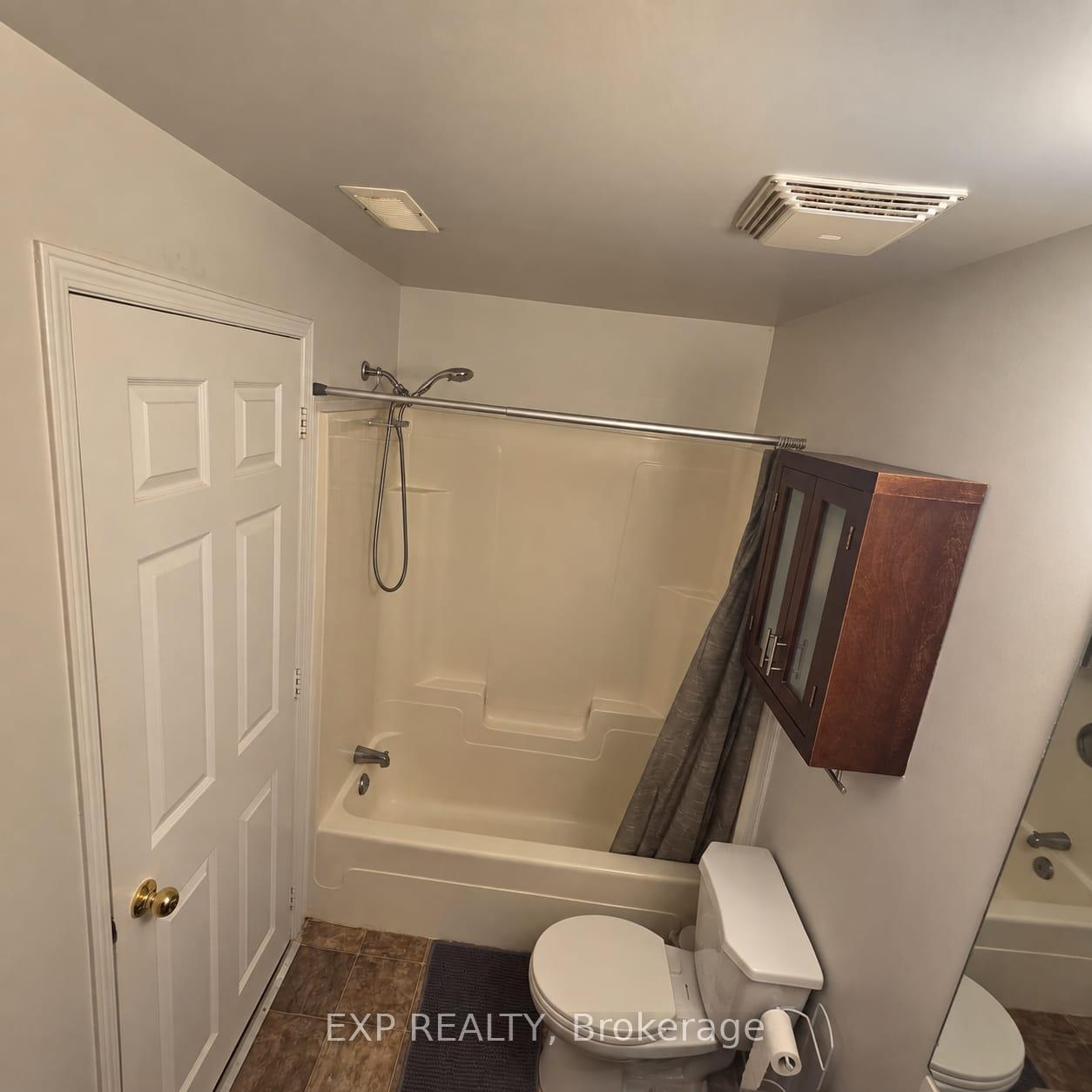 Photo 10 of Unit Lower, 16 Lucas Avenue, Barrie, Holly — HOMEH
