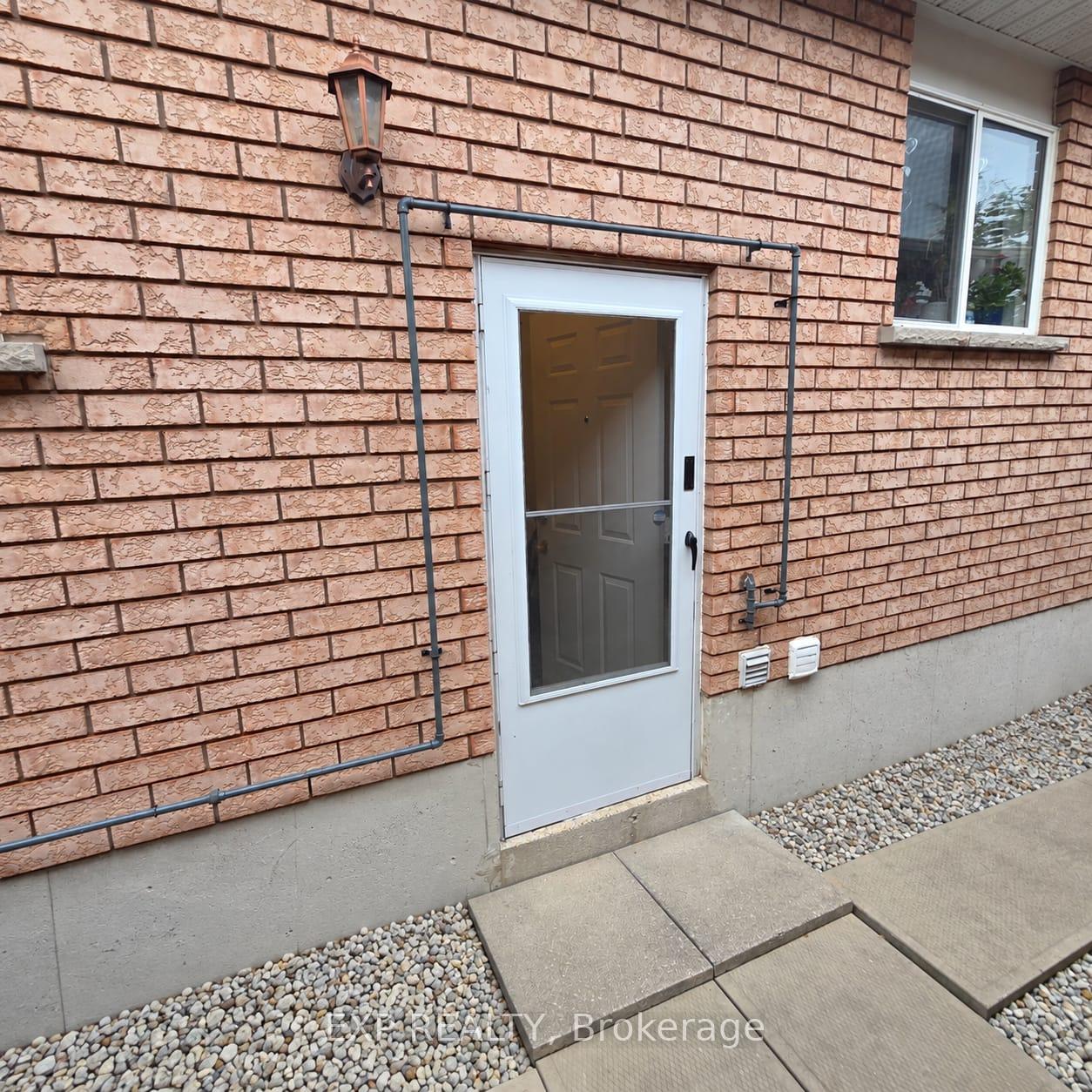 Photo 12 of Unit Lower, 16 Lucas Avenue, Barrie, Holly — HOMEH