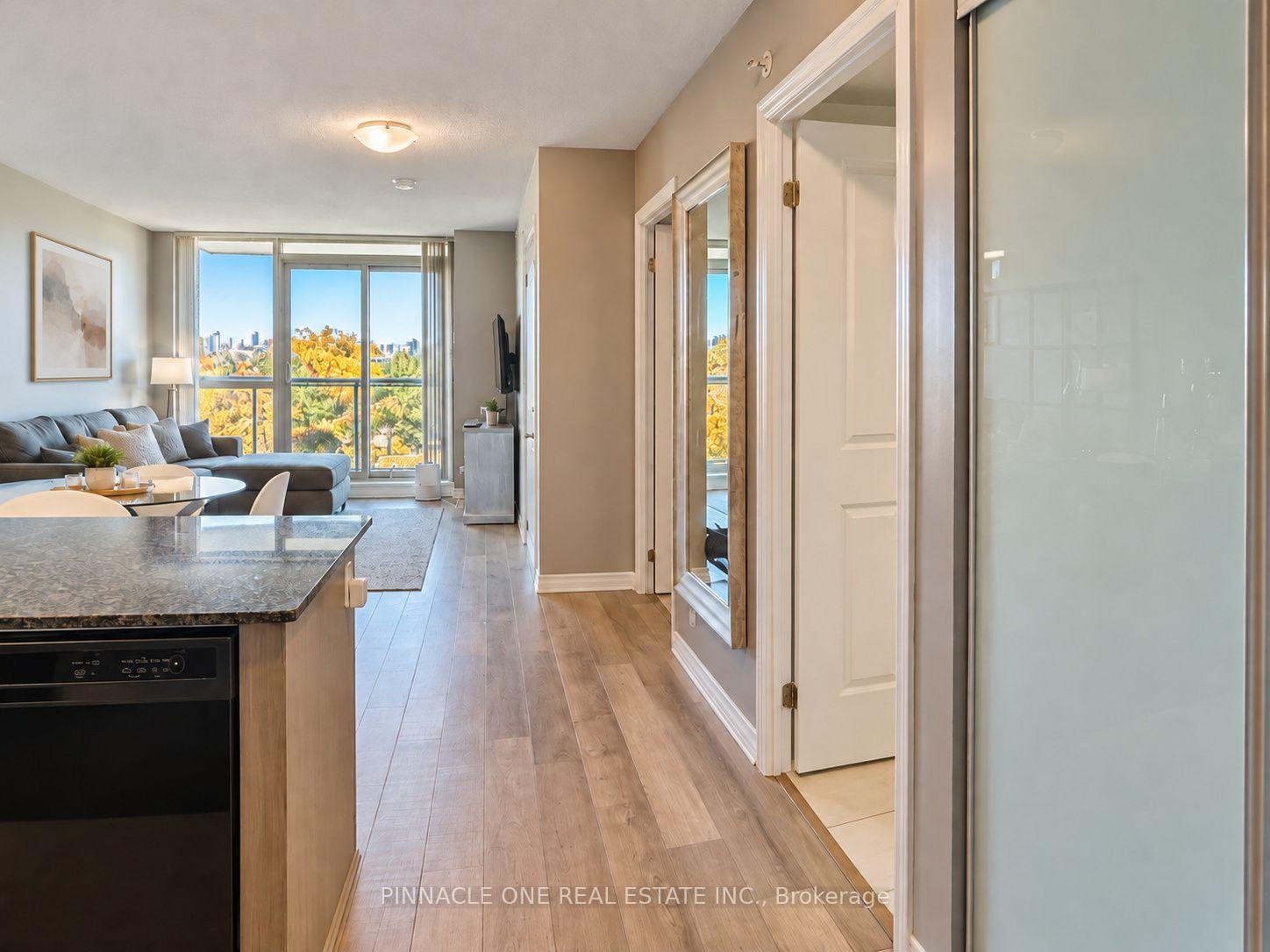 Photo 5 of Unit 910, 80 Esther Lorrie Drive, Etobicoke, West Humber-Clairville — HOMEH