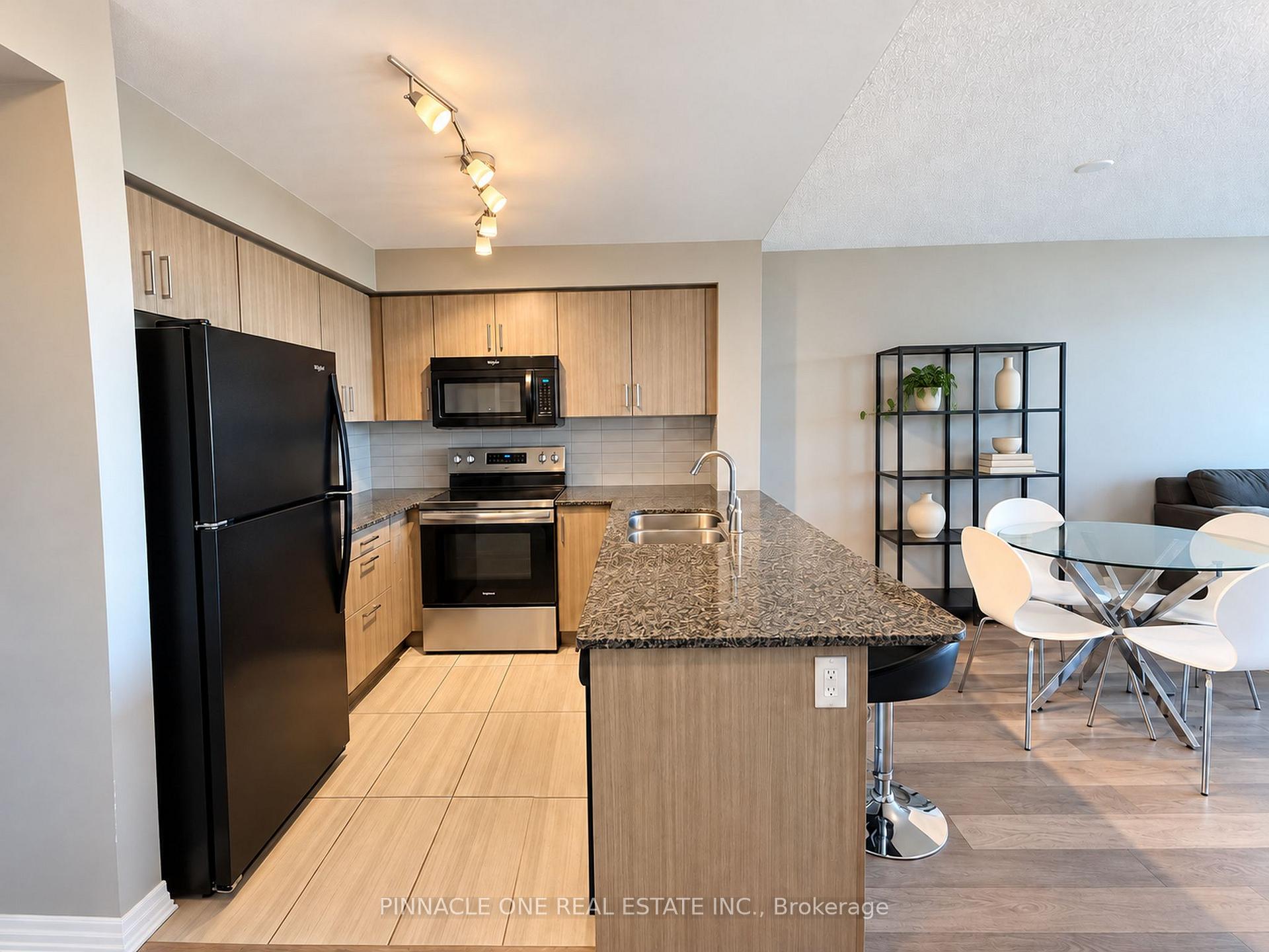Photo 6 of Unit 910, 80 Esther Lorrie Drive, Etobicoke, West Humber-Clairville — HOMEH