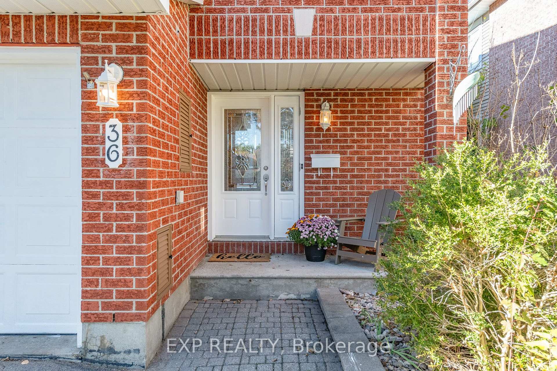 Photo 7 of 36 Meadowbreeze Drive, Ottawa, Kanata - Emerald Meadows/Trailwest — HOMEH