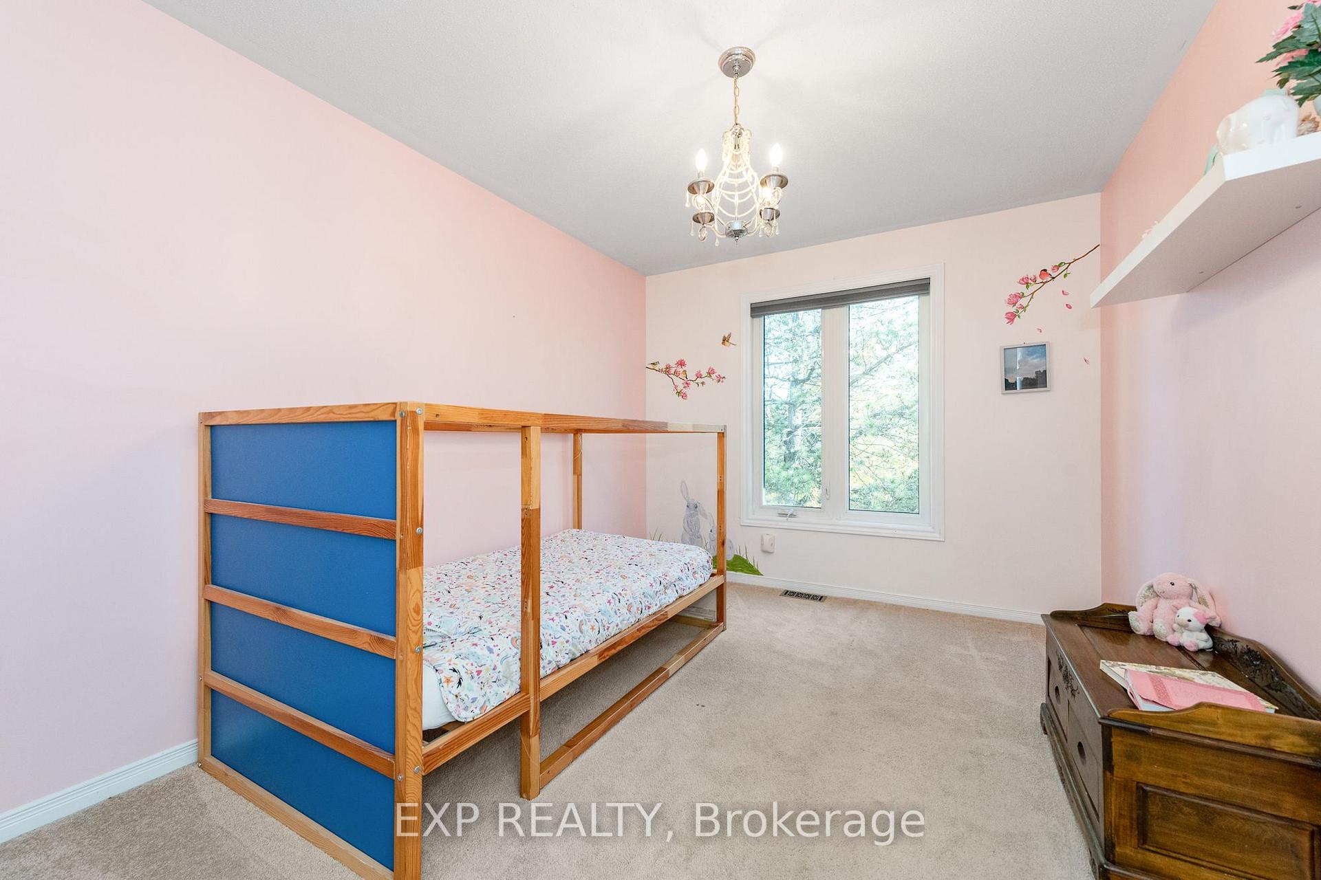 Photo 33 of 36 Meadowbreeze Drive, Ottawa, Kanata - Emerald Meadows/Trailwest — HOMEH