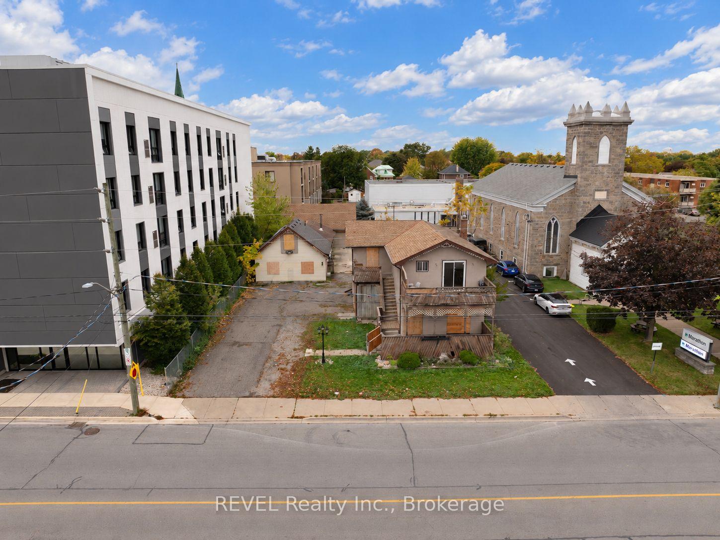 Photo 1 of 21 Pine Street S, Thorold, Thorold Downtown — HOMEH